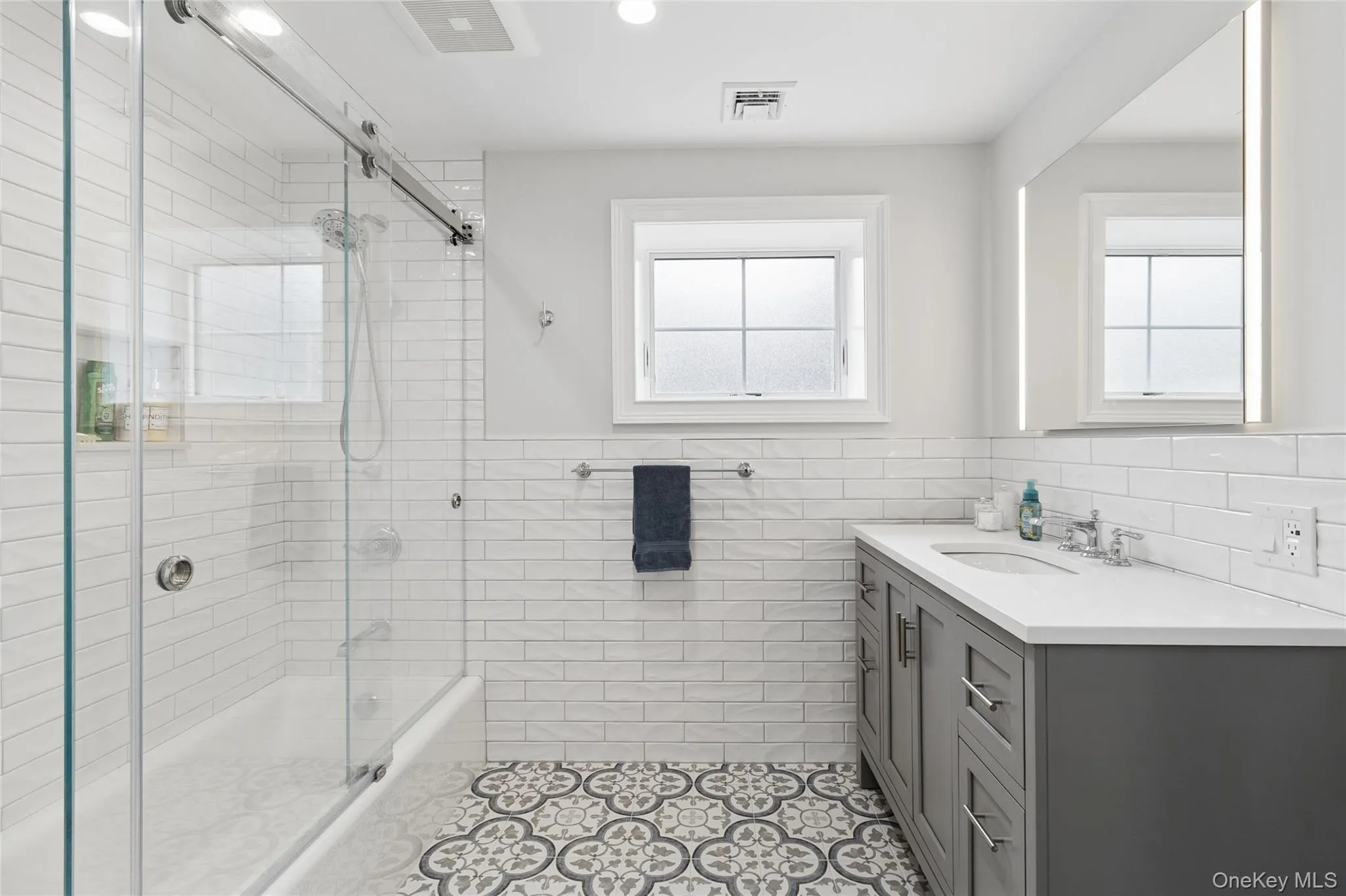 47 Old Riverhead Road, Southampton, NY, 6 Bedrooms Bedrooms, 10 Rooms Rooms,3 BathroomsBathrooms,Residential Lease,For Rent,Old Riverhead,0,985363 47 Old Riverhead Road, Southampton, NY, 6 Bedrooms Bedrooms, 10 Rooms Rooms,3 BathroomsBathrooms,Residential Lease,For Rent,Old Riverhead,0,985363