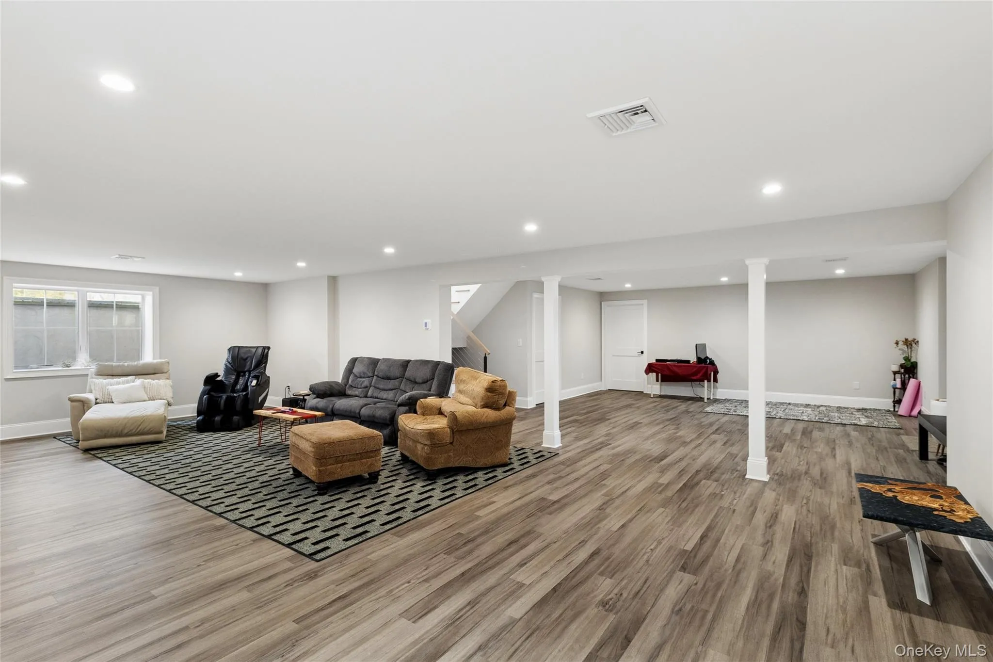 47 Old Riverhead Road, Southampton, NY, 6 Bedrooms Bedrooms, 10 Rooms Rooms,3 BathroomsBathrooms,Residential Lease,For Rent,Old Riverhead,0,985363 47 Old Riverhead Road, Southampton, NY, 6 Bedrooms Bedrooms, 10 Rooms Rooms,3 BathroomsBathrooms,Residential Lease,For Rent,Old Riverhead,0,985363