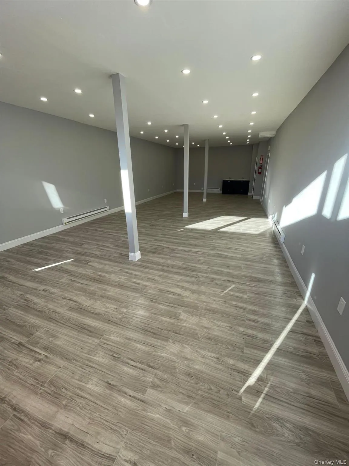 6041 56th Road, New York, NY, ,Commercial Lease,For Rent,56th,0,985367 6041 56th Road, New York, NY, ,Commercial Lease,For Rent,56th,0,985367