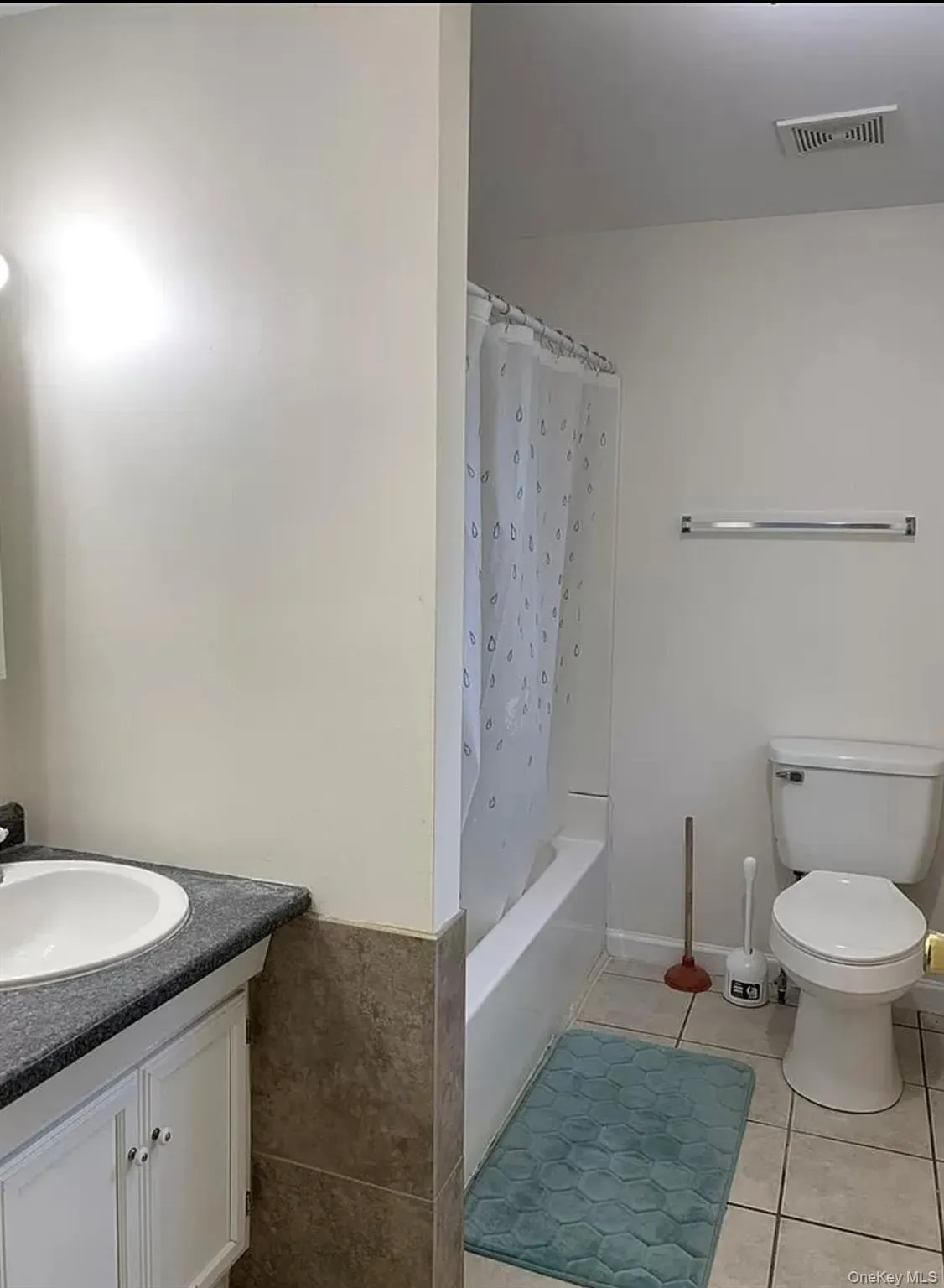 11 Cherry Street, Red Hook, NY, 1 Bedroom Bedrooms, 4 Rooms Rooms,1 BathroomBathrooms,Residential Lease,For Rent,Cherry,0,985372 11 Cherry Street, Red Hook, NY, 1 Bedroom Bedrooms, 4 Rooms Rooms,1 BathroomBathrooms,Residential Lease,For Rent,Cherry,0,985372
