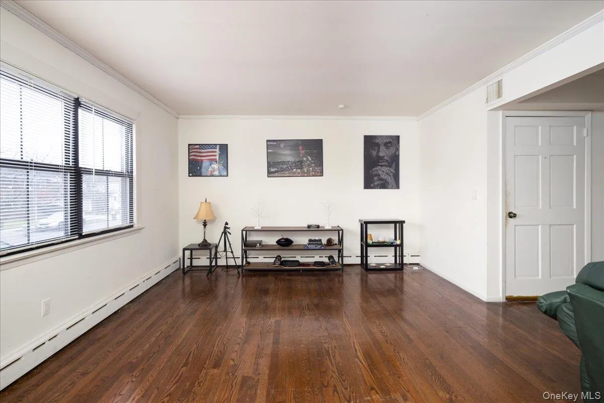 525 Beech Street, Long Beach, NY, 3 Bedrooms Bedrooms, 8 Rooms Rooms,2 BathroomsBathrooms,Residential Lease,For Rent,Beech,0,985378 525 Beech Street, Long Beach, NY, 3 Bedrooms Bedrooms, 8 Rooms Rooms,2 BathroomsBathrooms,Residential Lease,For Rent,Beech,0,985378