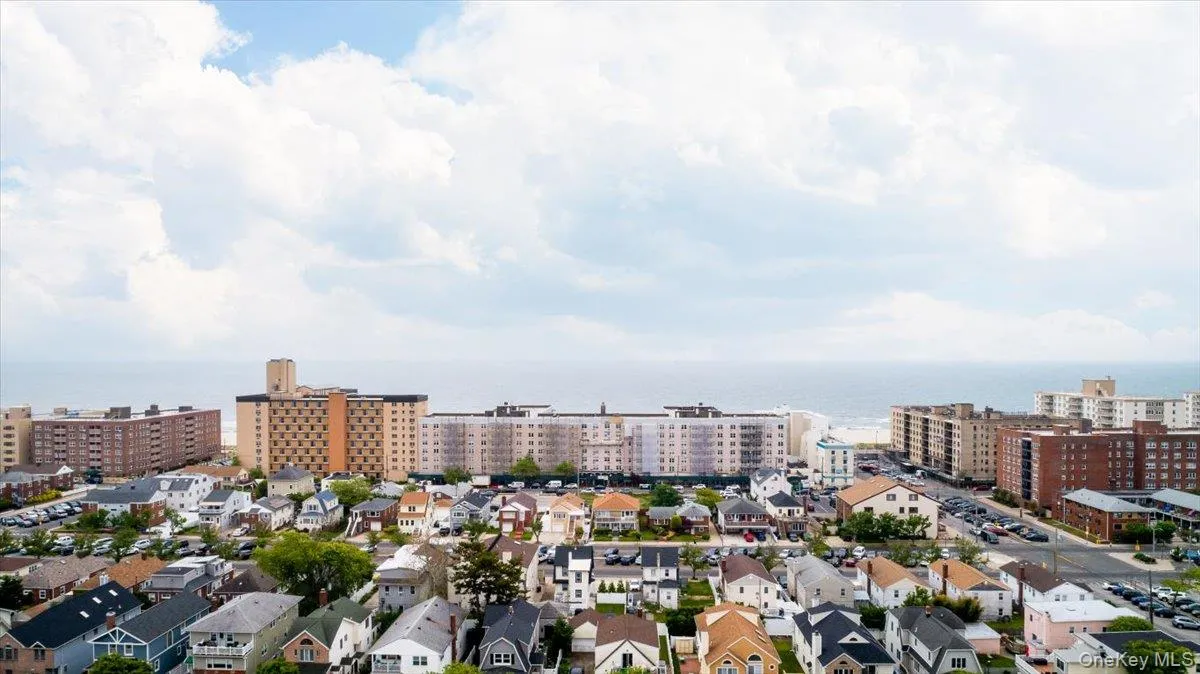 525 Beech Street, Long Beach, NY, 3 Bedrooms Bedrooms, 8 Rooms Rooms,2 BathroomsBathrooms,Residential Lease,For Rent,Beech,0,985378 525 Beech Street, Long Beach, NY, 3 Bedrooms Bedrooms, 8 Rooms Rooms,2 BathroomsBathrooms,Residential Lease,For Rent,Beech,0,985378