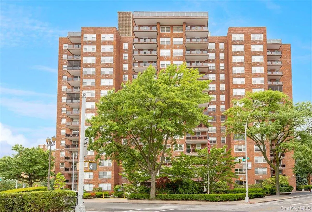 70-20 108 Street, New York, NY, 3 Bedrooms Bedrooms, 5 Rooms Rooms,2 BathroomsBathrooms,Residential,For Rent,108,0,985379 70-20 108 Street, New York, NY, 3 Bedrooms Bedrooms, 5 Rooms Rooms,2 BathroomsBathrooms,Residential,For Rent,108,0,985379