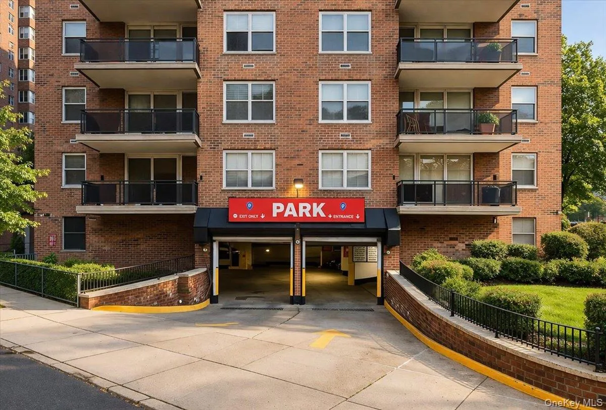 70-20 108 Street, New York, NY, 3 Bedrooms Bedrooms, 5 Rooms Rooms,2 BathroomsBathrooms,Residential,For Rent,108,0,985379 70-20 108 Street, New York, NY, 3 Bedrooms Bedrooms, 5 Rooms Rooms,2 BathroomsBathrooms,Residential,For Rent,108,0,985379