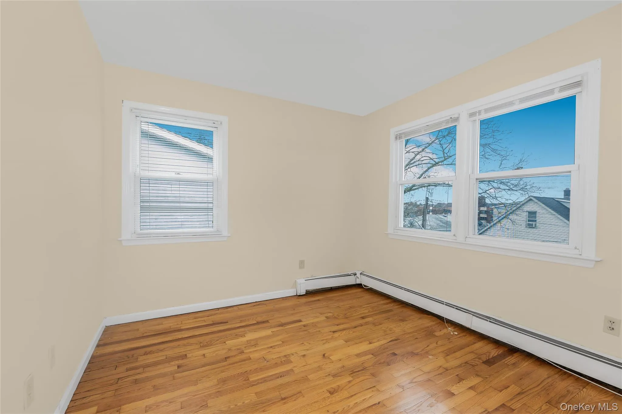 26 Fairview Avenue, White Plains, NY, 3 Bedrooms Bedrooms, 6 Rooms Rooms,1 BathroomBathrooms,Residential Lease,For Rent,Fairview,0,985402 26 Fairview Avenue, White Plains, NY, 3 Bedrooms Bedrooms, 6 Rooms Rooms,1 BathroomBathrooms,Residential Lease,For Rent,Fairview,0,985402