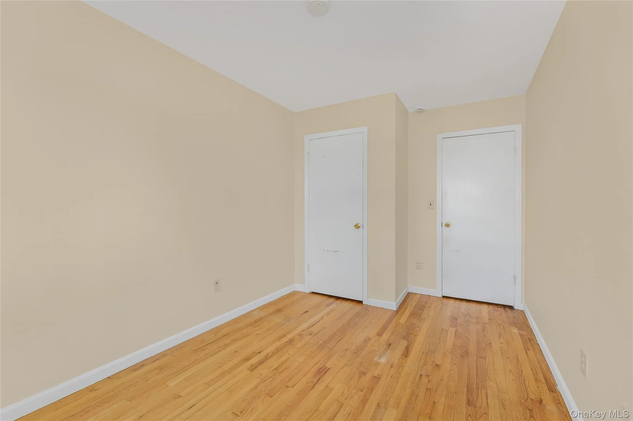 26 Fairview Avenue, White Plains, NY, 3 Bedrooms Bedrooms, 6 Rooms Rooms,1 BathroomBathrooms,Residential Lease,For Rent,Fairview,0,985402 26 Fairview Avenue, White Plains, NY, 3 Bedrooms Bedrooms, 6 Rooms Rooms,1 BathroomBathrooms,Residential Lease,For Rent,Fairview,0,985402