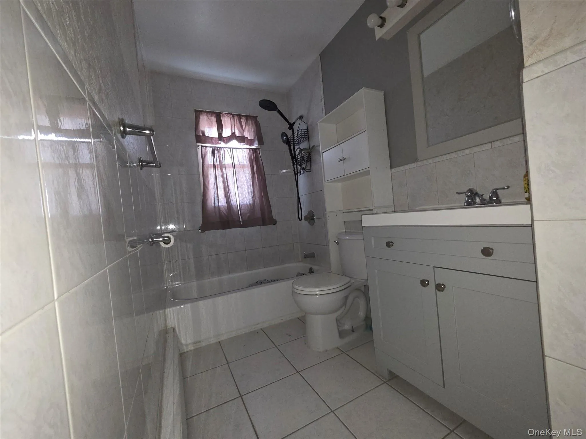 Full bathroom with tub Full bathroom with tub