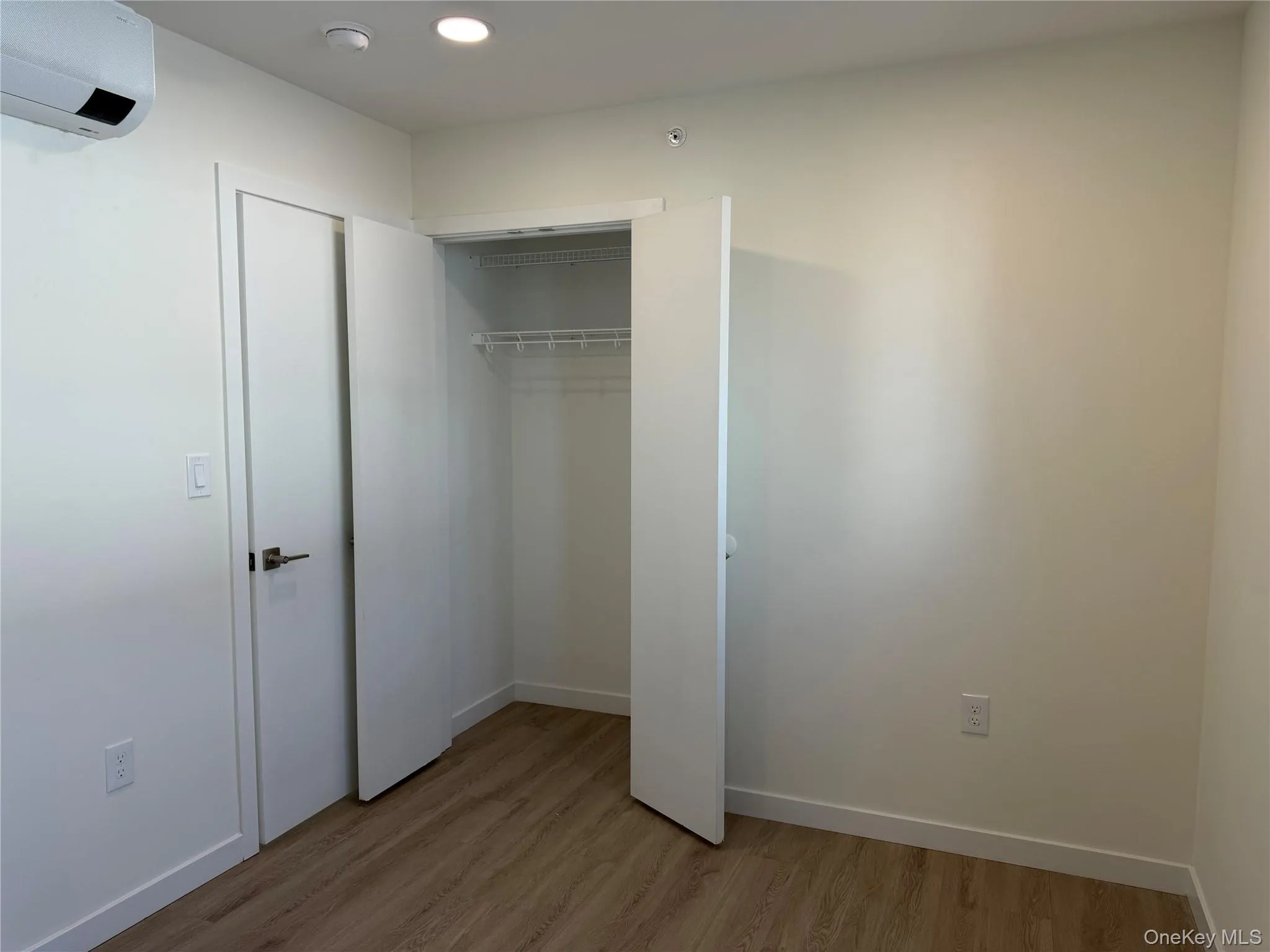 5 Colonial Drive, Wappinger, NY, 2 Bedrooms Bedrooms, 6 Rooms Rooms,1 BathroomBathrooms,Residential Lease,For Rent,Colonial,0,985447 5 Colonial Drive, Wappinger, NY, 2 Bedrooms Bedrooms, 6 Rooms Rooms,1 BathroomBathrooms,Residential Lease,For Rent,Colonial,0,985447