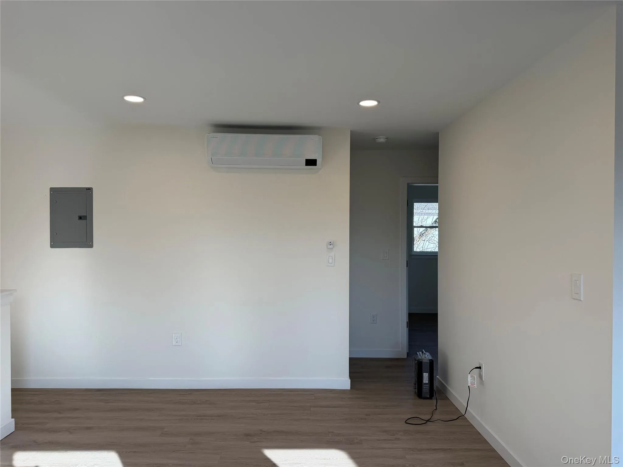 5 Colonial Drive, Wappinger, NY, 2 Bedrooms Bedrooms, 6 Rooms Rooms,1 BathroomBathrooms,Residential Lease,For Rent,Colonial,0,985456 5 Colonial Drive, Wappinger, NY, 2 Bedrooms Bedrooms, 6 Rooms Rooms,1 BathroomBathrooms,Residential Lease,For Rent,Colonial,0,985456