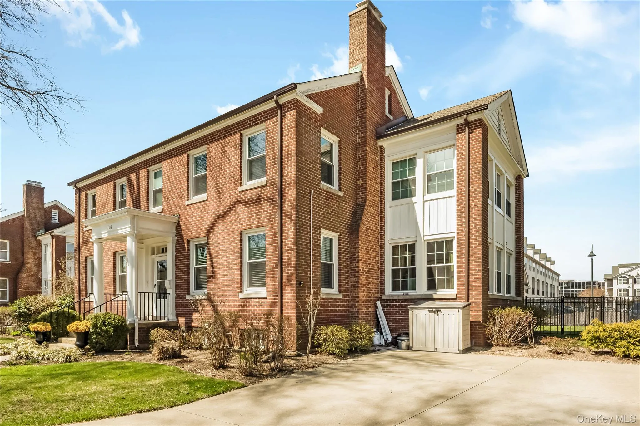 312 Ellington Avenue, Hempstead, NY, 4 Bedrooms Bedrooms, 9 Rooms Rooms,3 BathroomsBathrooms,Residential Lease,For Rent,Ellington,0,985468 312 Ellington Avenue, Hempstead, NY, 4 Bedrooms Bedrooms, 9 Rooms Rooms,3 BathroomsBathrooms,Residential Lease,For Rent,Ellington,0,985468