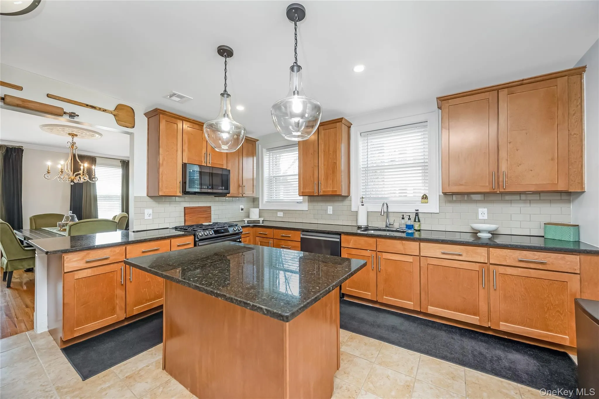 312 Ellington Avenue, Hempstead, NY, 4 Bedrooms Bedrooms, 9 Rooms Rooms,3 BathroomsBathrooms,Residential Lease,For Rent,Ellington,0,985468 312 Ellington Avenue, Hempstead, NY, 4 Bedrooms Bedrooms, 9 Rooms Rooms,3 BathroomsBathrooms,Residential Lease,For Rent,Ellington,0,985468