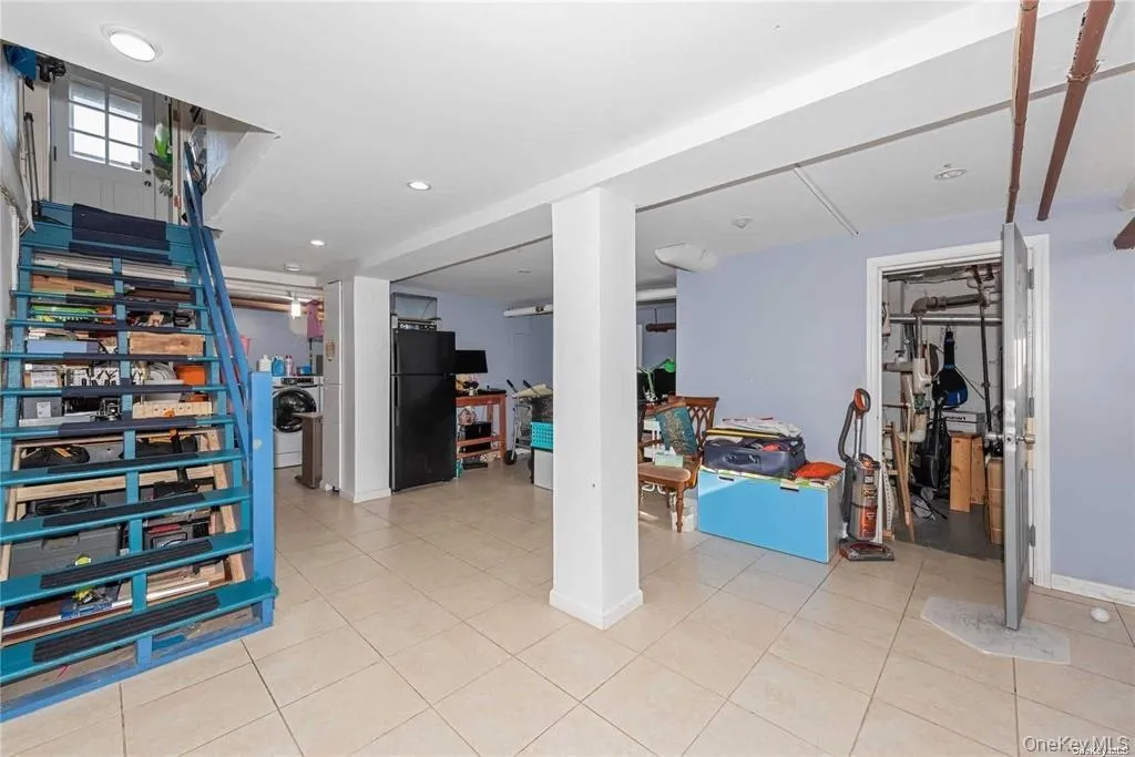 312 Ellington Avenue, Hempstead, NY, 4 Bedrooms Bedrooms, 9 Rooms Rooms,3 BathroomsBathrooms,Residential Lease,For Rent,Ellington,0,985468 312 Ellington Avenue, Hempstead, NY, 4 Bedrooms Bedrooms, 9 Rooms Rooms,3 BathroomsBathrooms,Residential Lease,For Rent,Ellington,0,985468