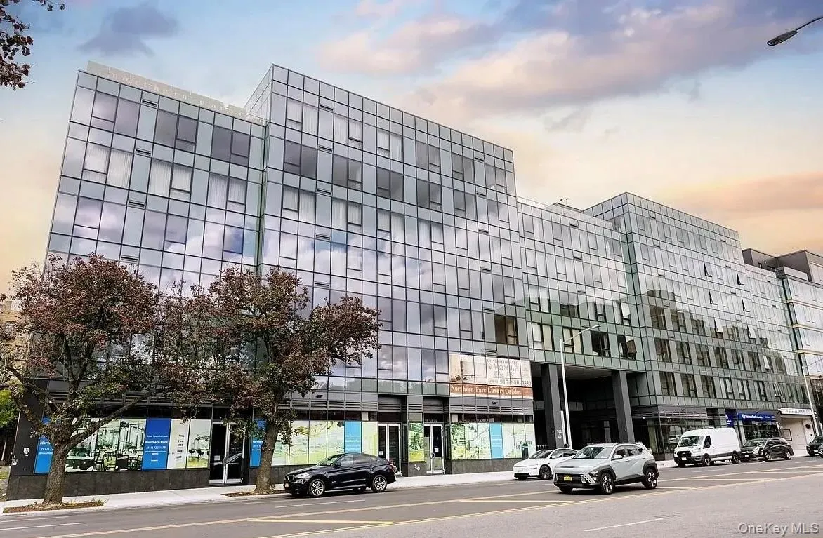 14449 Northern Boulevard, New York, NY, 2 Bedrooms Bedrooms, 5 Rooms Rooms,1 BathroomBathrooms,Residential Lease,For Rent,Northern,0,985497 14449 Northern Boulevard, New York, NY, 2 Bedrooms Bedrooms, 5 Rooms Rooms,1 BathroomBathrooms,Residential Lease,For Rent,Northern,0,985497