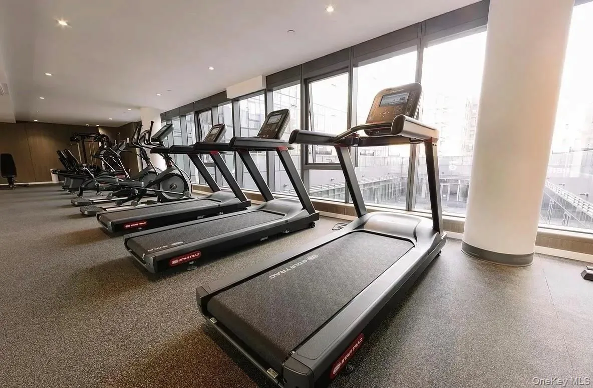 14449 Northern Boulevard, New York, NY, 2 Bedrooms Bedrooms, 5 Rooms Rooms,1 BathroomBathrooms,Residential Lease,For Rent,Northern,0,985497 14449 Northern Boulevard, New York, NY, 2 Bedrooms Bedrooms, 5 Rooms Rooms,1 BathroomBathrooms,Residential Lease,For Rent,Northern,0,985497