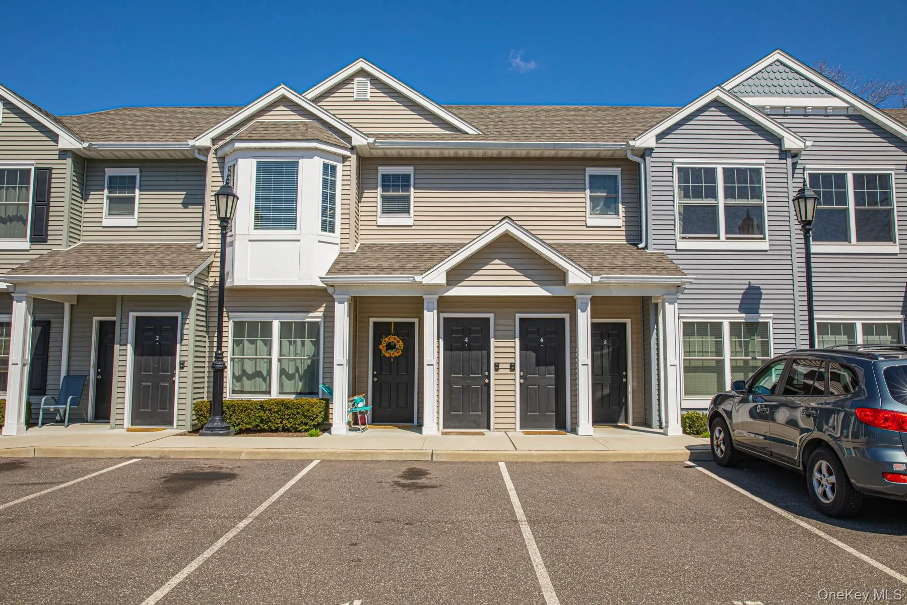 24 Robert Court Street, Babylon, NY, 1 Bedroom Bedrooms, 3 Rooms Rooms,1 BathroomBathrooms,Residential Lease,For Rent,Robert Court,0,985504 24 Robert Court Street, Babylon, NY, 1 Bedroom Bedrooms, 3 Rooms Rooms,1 BathroomBathrooms,Residential Lease,For Rent,Robert Court,0,985504