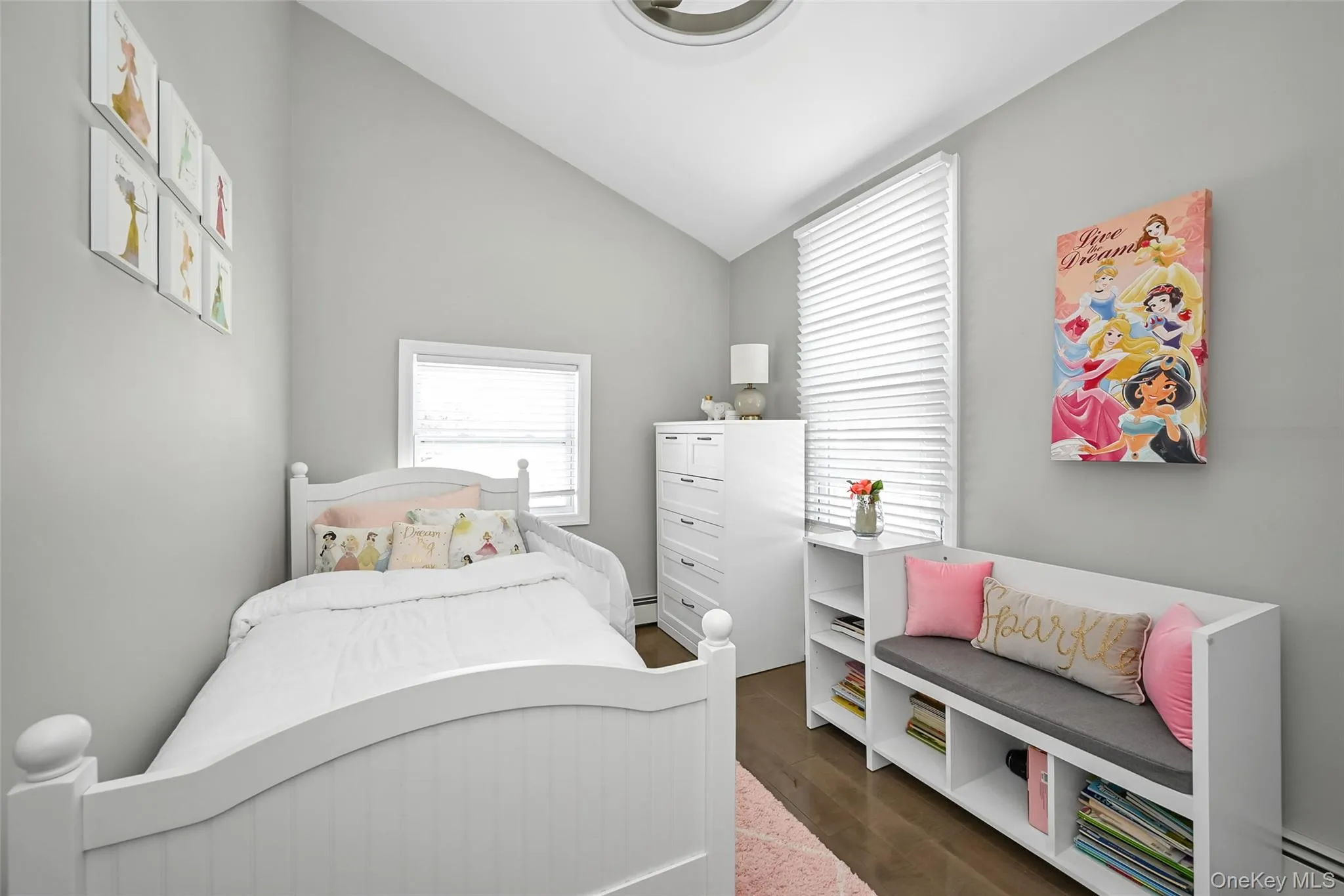 187 Memphis Avenue, Hempstead, NY, 3 Bedrooms Bedrooms, 7 Rooms Rooms,2 BathroomsBathrooms,Residential,For Rent,Memphis,0,985521 187 Memphis Avenue, Hempstead, NY, 3 Bedrooms Bedrooms, 7 Rooms Rooms,2 BathroomsBathrooms,Residential,For Rent,Memphis,0,985521