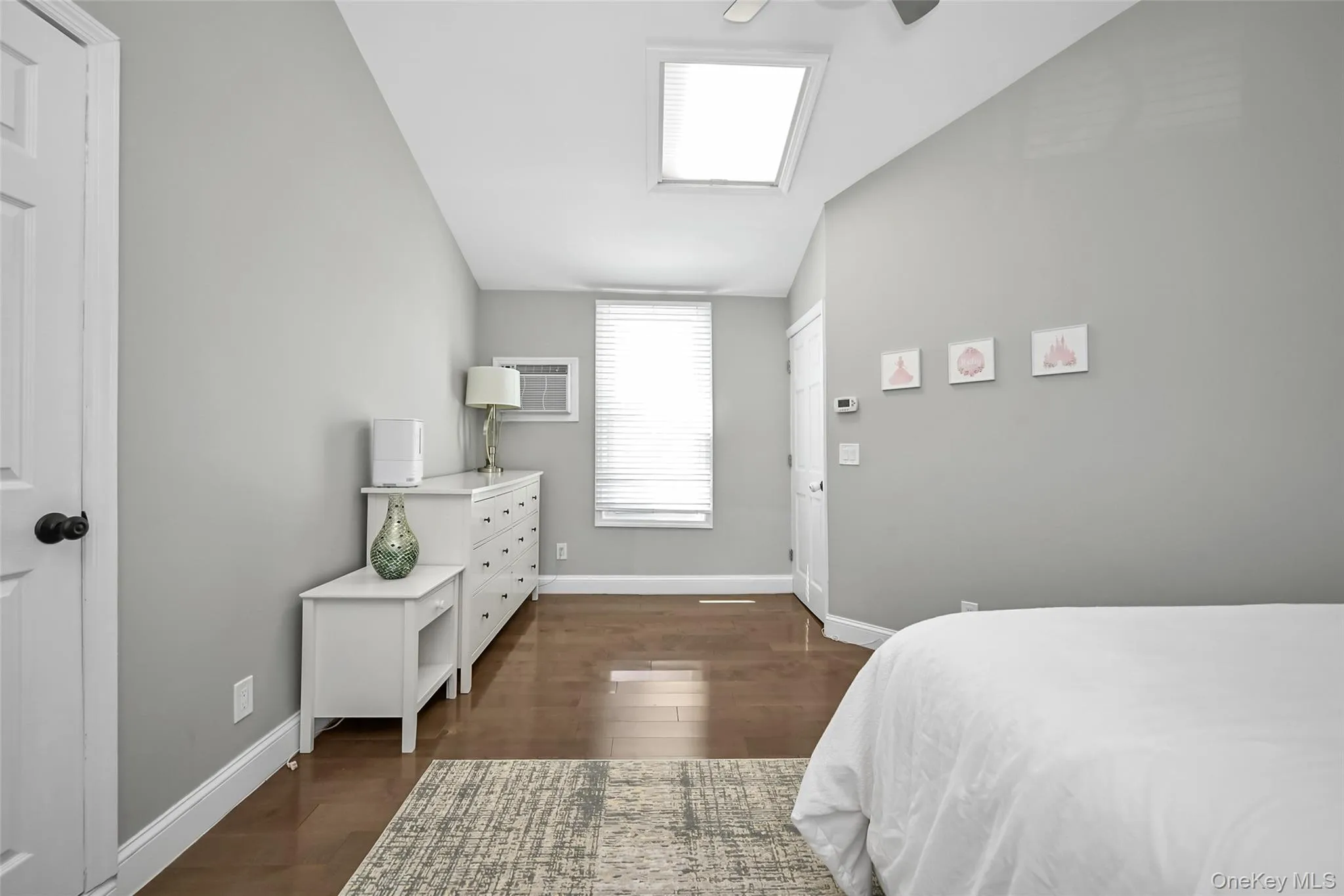 187 Memphis Avenue, Hempstead, NY, 3 Bedrooms Bedrooms, 7 Rooms Rooms,2 BathroomsBathrooms,Residential,For Rent,Memphis,0,985521 187 Memphis Avenue, Hempstead, NY, 3 Bedrooms Bedrooms, 7 Rooms Rooms,2 BathroomsBathrooms,Residential,For Rent,Memphis,0,985521