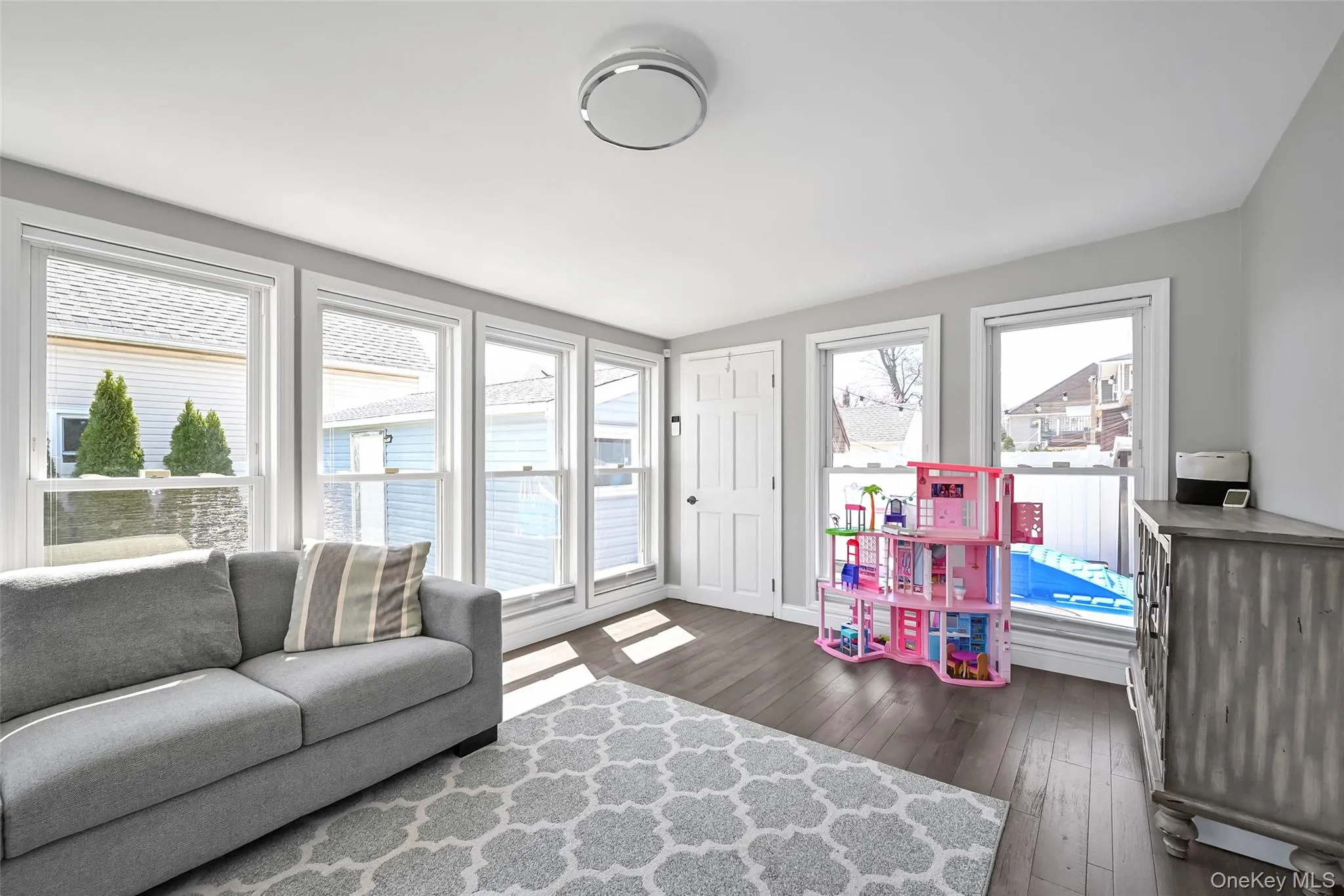 187 Memphis Avenue, Hempstead, NY, 3 Bedrooms Bedrooms, 7 Rooms Rooms,2 BathroomsBathrooms,Residential,For Rent,Memphis,0,985521 187 Memphis Avenue, Hempstead, NY, 3 Bedrooms Bedrooms, 7 Rooms Rooms,2 BathroomsBathrooms,Residential,For Rent,Memphis,0,985521