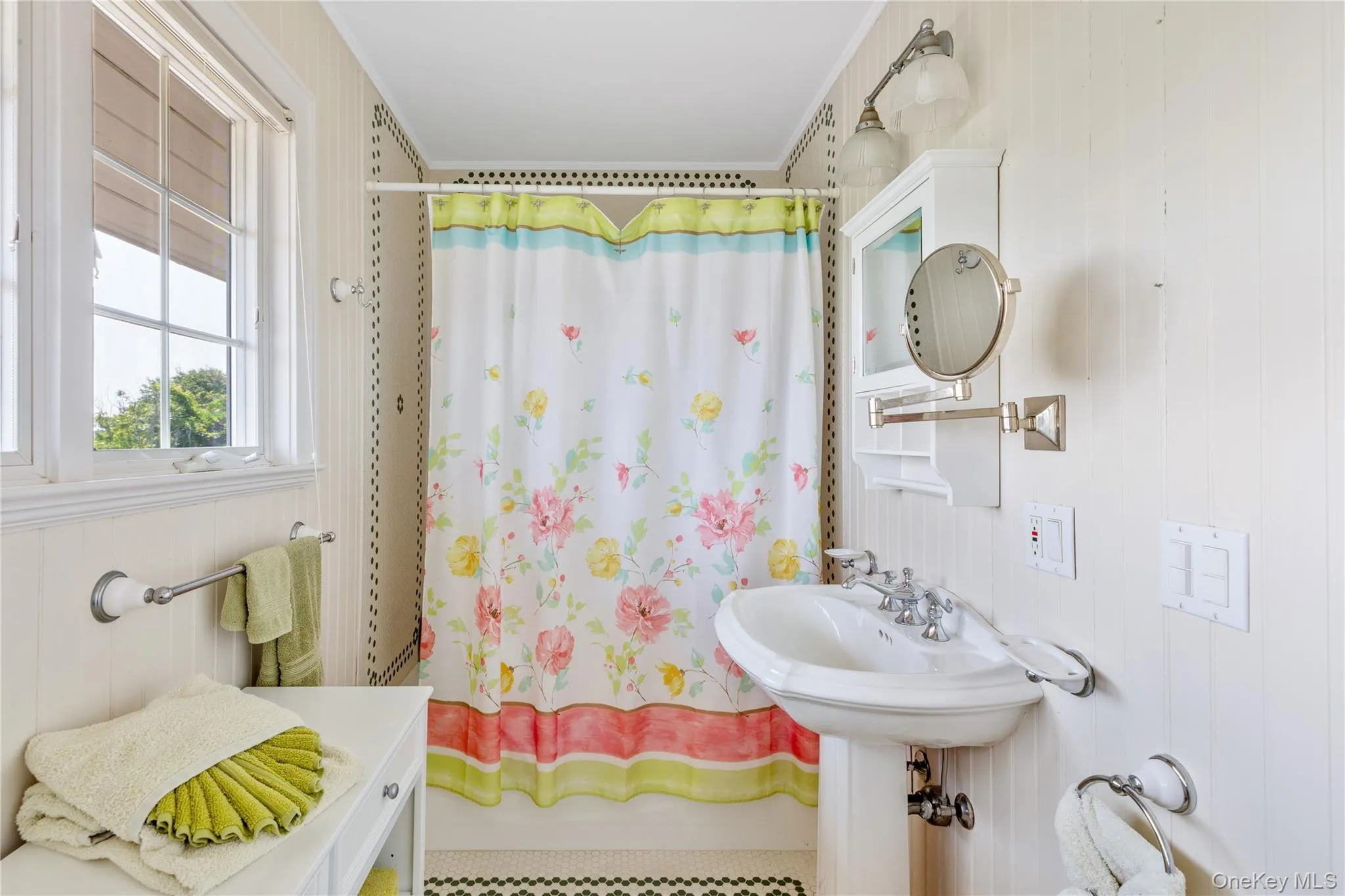 Ensuite Full Bath within Bedroom 2 Ensuite Full Bath within Bedroom 2