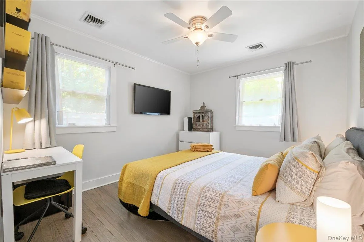 94 Hands Creek Road, East Hampton, NY, 4 Bedrooms Bedrooms, 10 Rooms Rooms,3 BathroomsBathrooms,Residential Lease,For Rent,Hands Creek,0,985538 94 Hands Creek Road, East Hampton, NY, 4 Bedrooms Bedrooms, 10 Rooms Rooms,3 BathroomsBathrooms,Residential Lease,For Rent,Hands Creek,0,985538