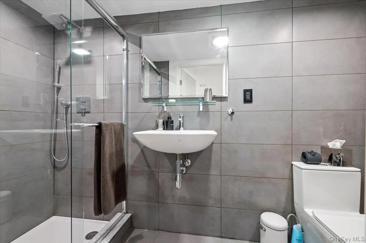 94 Hands Creek Road, East Hampton, NY, 4 Bedrooms Bedrooms, 10 Rooms Rooms,3 BathroomsBathrooms,Residential Lease,For Rent,Hands Creek,0,985538 94 Hands Creek Road, East Hampton, NY, 4 Bedrooms Bedrooms, 10 Rooms Rooms,3 BathroomsBathrooms,Residential Lease,For Rent,Hands Creek,0,985538