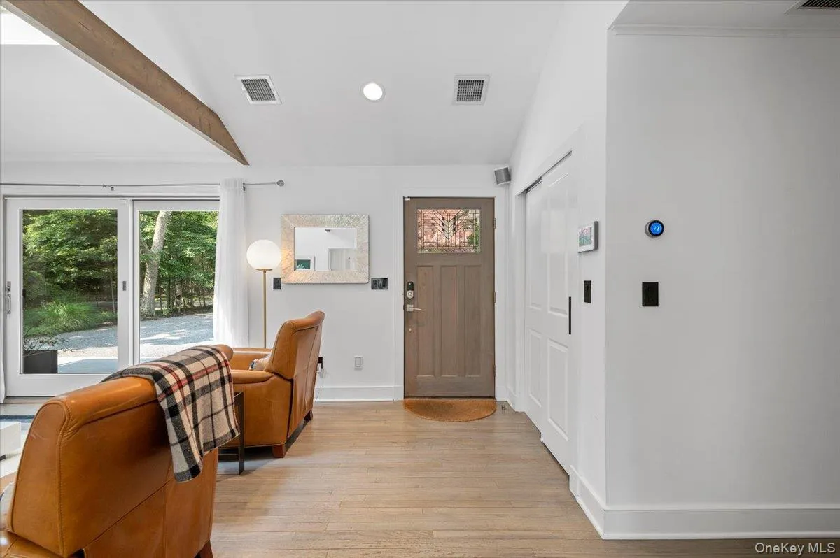 94 Hands Creek Road, East Hampton, NY, 4 Bedrooms Bedrooms, 10 Rooms Rooms,3 BathroomsBathrooms,Residential Lease,For Rent,Hands Creek,0,985538 94 Hands Creek Road, East Hampton, NY, 4 Bedrooms Bedrooms, 10 Rooms Rooms,3 BathroomsBathrooms,Residential Lease,For Rent,Hands Creek,0,985538