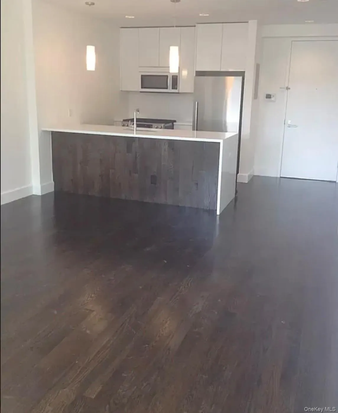 11-25 45th Avenue, New York, NY, 1 Bedroom Bedrooms, 3 Rooms Rooms,1 BathroomBathrooms,Residential Lease,For Rent,45th,0,985548 11-25 45th Avenue, New York, NY, 1 Bedroom Bedrooms, 3 Rooms Rooms,1 BathroomBathrooms,Residential Lease,For Rent,45th,0,985548