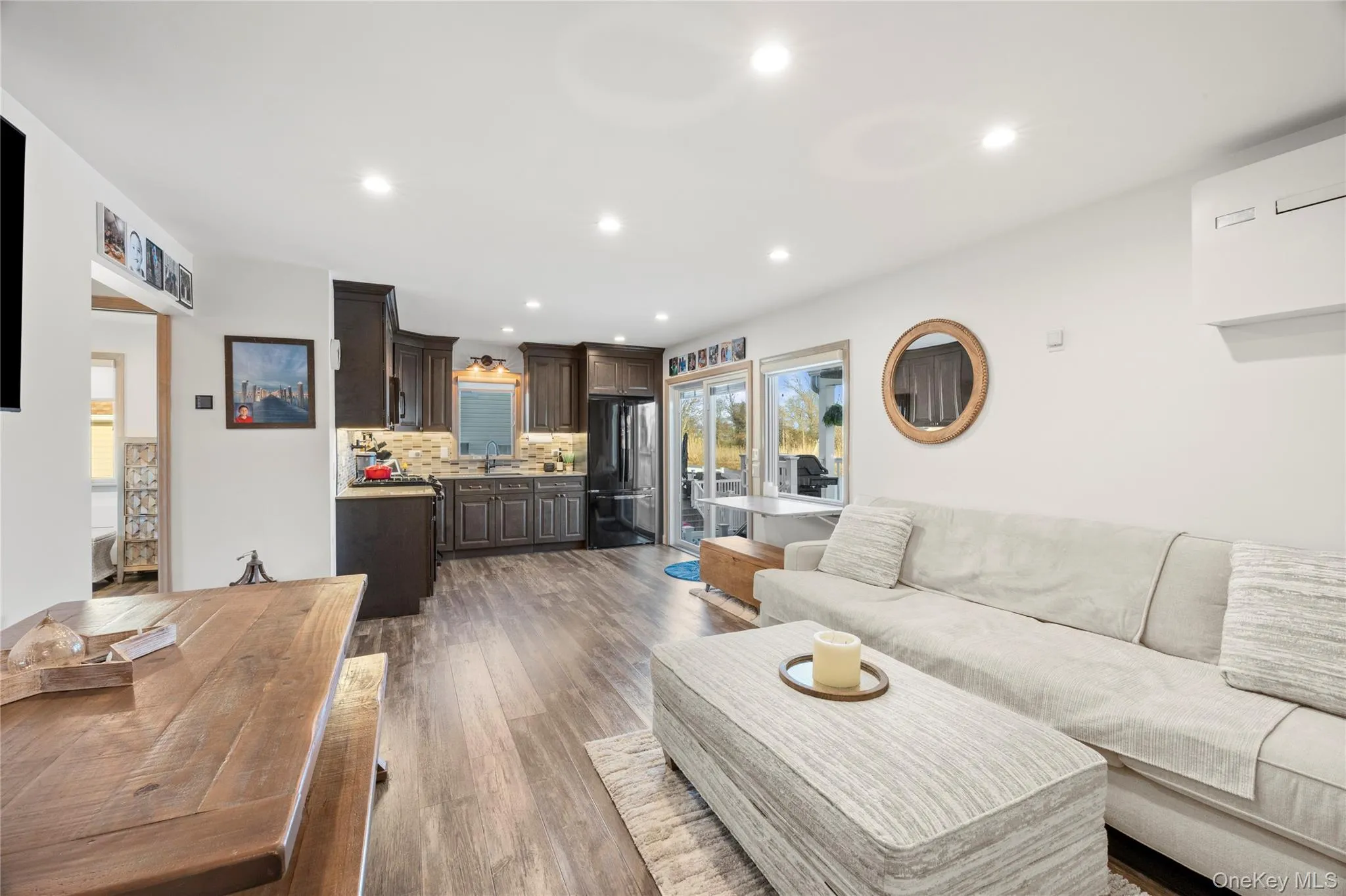2689 Riverside Avenue, Hempstead, NY, 5 Bedrooms Bedrooms, 12 Rooms Rooms,4 BathroomsBathrooms,Residential,For Rent,Riverside,0,985560 2689 Riverside Avenue, Hempstead, NY, 5 Bedrooms Bedrooms, 12 Rooms Rooms,4 BathroomsBathrooms,Residential,For Rent,Riverside,0,985560