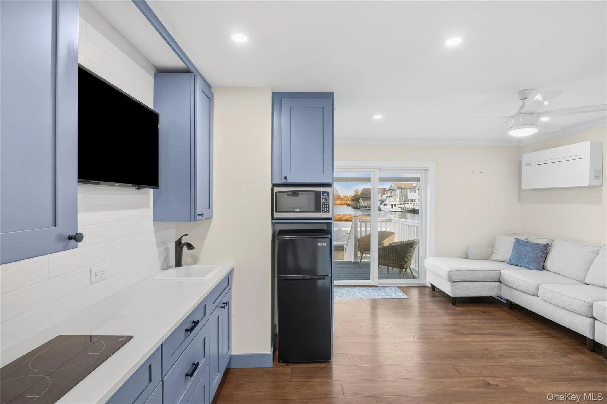 2689 Riverside Avenue, Hempstead, NY, 5 Bedrooms Bedrooms, 12 Rooms Rooms,4 BathroomsBathrooms,Residential,For Rent,Riverside,0,985560 2689 Riverside Avenue, Hempstead, NY, 5 Bedrooms Bedrooms, 12 Rooms Rooms,4 BathroomsBathrooms,Residential,For Rent,Riverside,0,985560