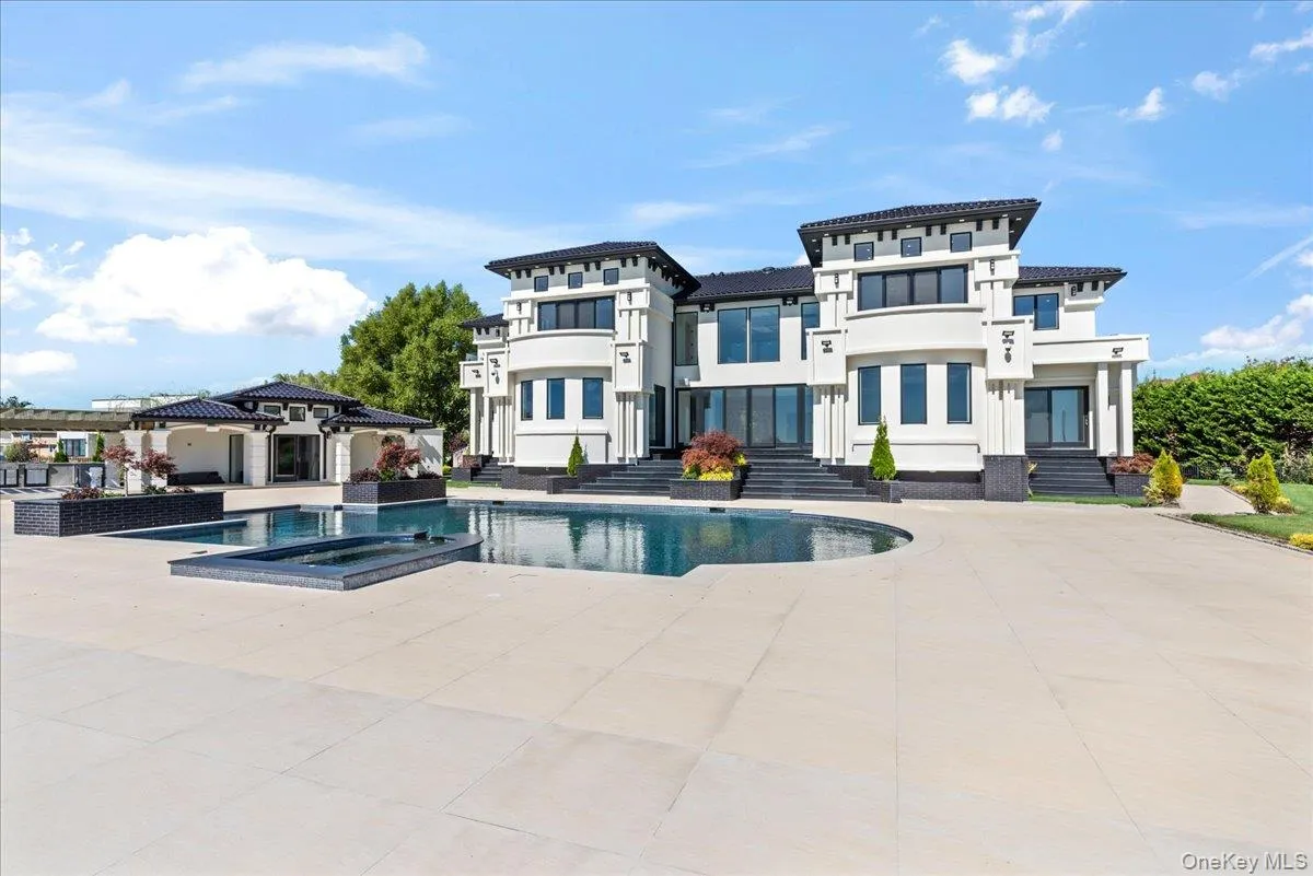 190 Curtis Road, Hempstead, NY, 7 Bedrooms Bedrooms, 18 Rooms Rooms,7 BathroomsBathrooms,Residential,For Rent,Curtis,0,985566 190 Curtis Road, Hempstead, NY, 7 Bedrooms Bedrooms, 18 Rooms Rooms,7 BathroomsBathrooms,Residential,For Rent,Curtis,0,985566