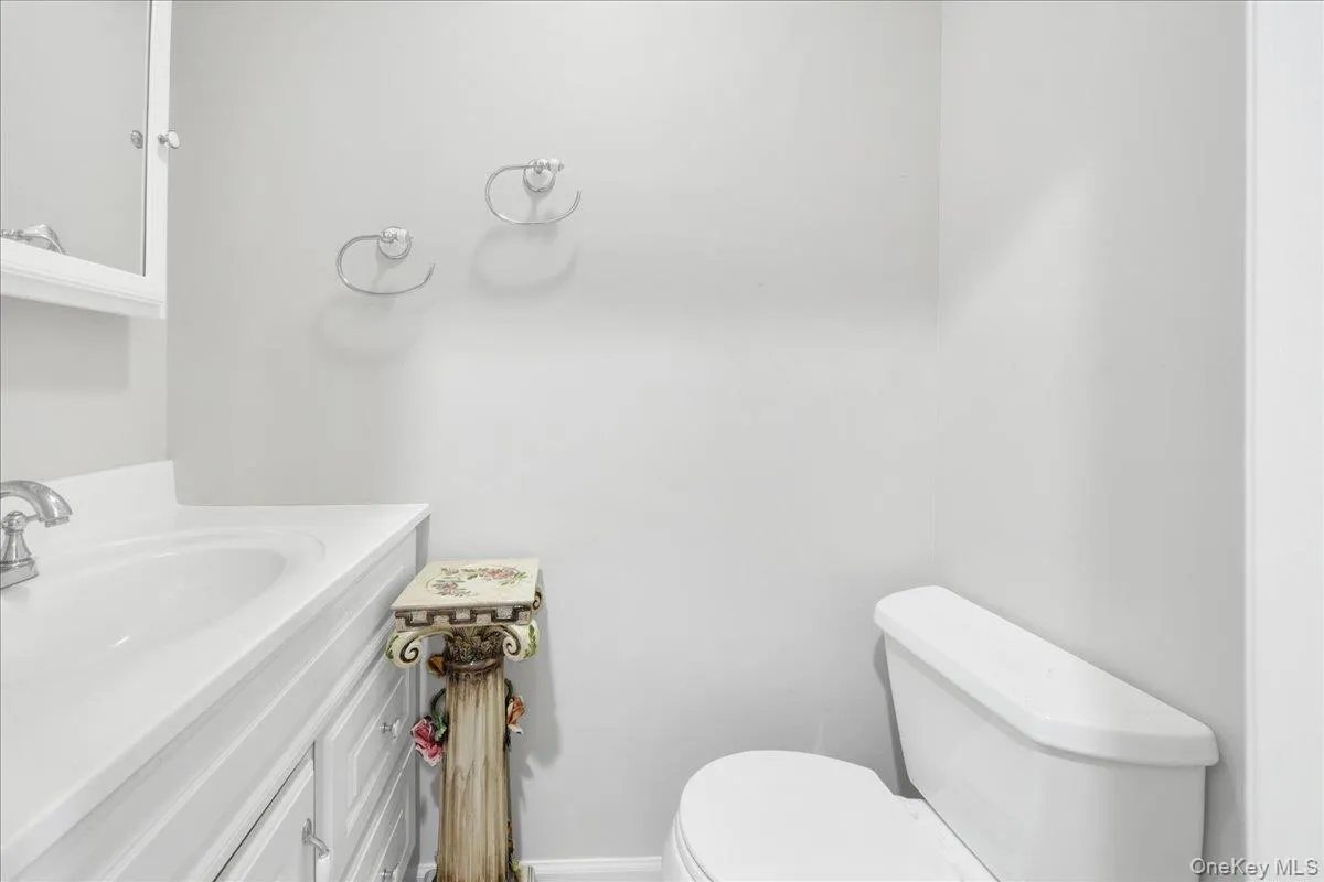 Bathroom Bathroom