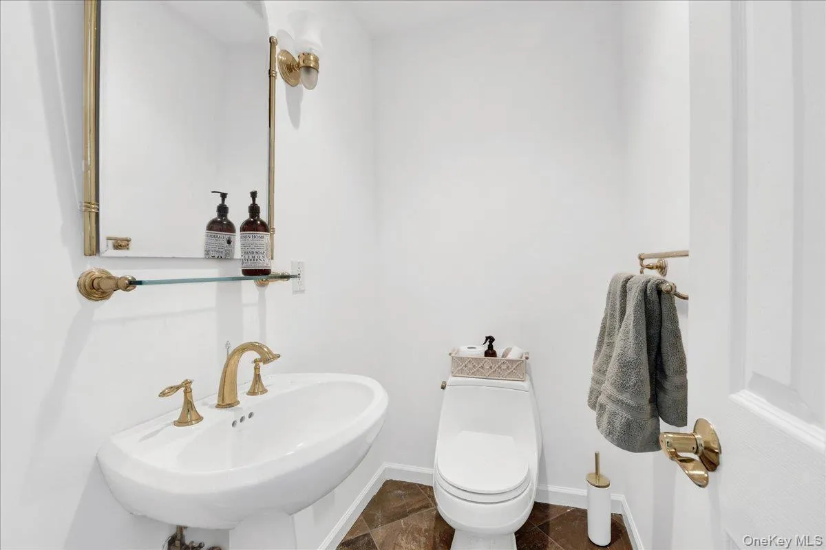 Bathroom Bathroom