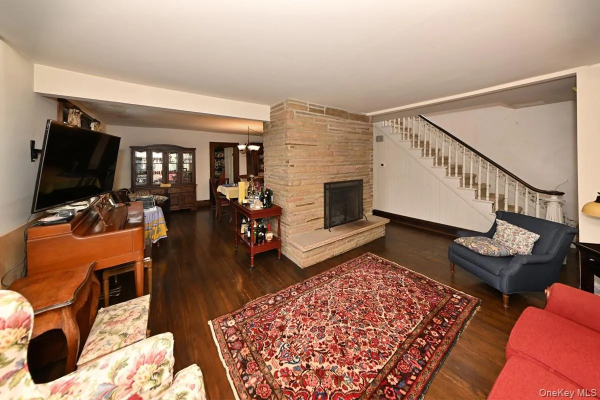 278 Cherry Lane, Ramapo, NY, 4 Bedrooms Bedrooms, 11 Rooms Rooms,2 BathroomsBathrooms,Residential,For Rent,Cherry,0,985580 278 Cherry Lane, Ramapo, NY, 4 Bedrooms Bedrooms, 11 Rooms Rooms,2 BathroomsBathrooms,Residential,For Rent,Cherry,0,985580