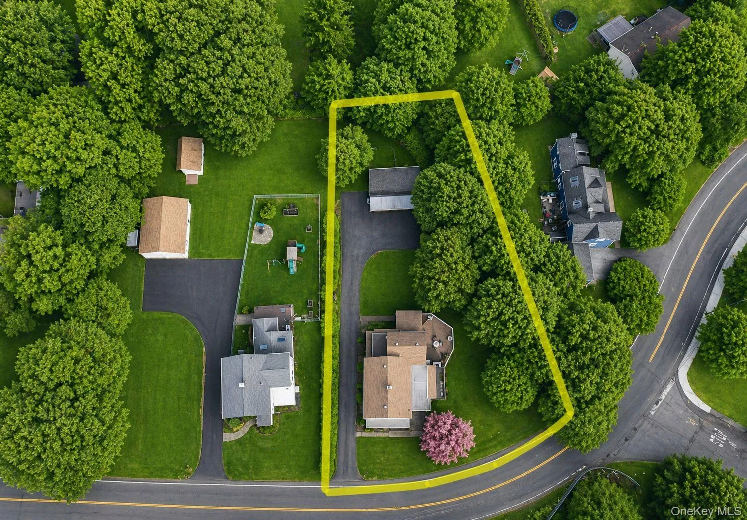278 Cherry Lane, Ramapo, NY, 4 Bedrooms Bedrooms, 11 Rooms Rooms,2 BathroomsBathrooms,Residential,For Rent,Cherry,0,985580 278 Cherry Lane, Ramapo, NY, 4 Bedrooms Bedrooms, 11 Rooms Rooms,2 BathroomsBathrooms,Residential,For Rent,Cherry,0,985580