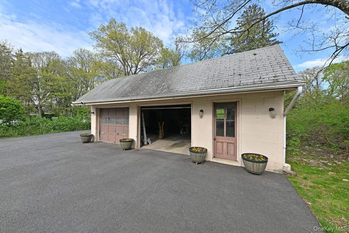 278 Cherry Lane, Ramapo, NY, 4 Bedrooms Bedrooms, 11 Rooms Rooms,2 BathroomsBathrooms,Residential,For Rent,Cherry,0,985580 278 Cherry Lane, Ramapo, NY, 4 Bedrooms Bedrooms, 11 Rooms Rooms,2 BathroomsBathrooms,Residential,For Rent,Cherry,0,985580