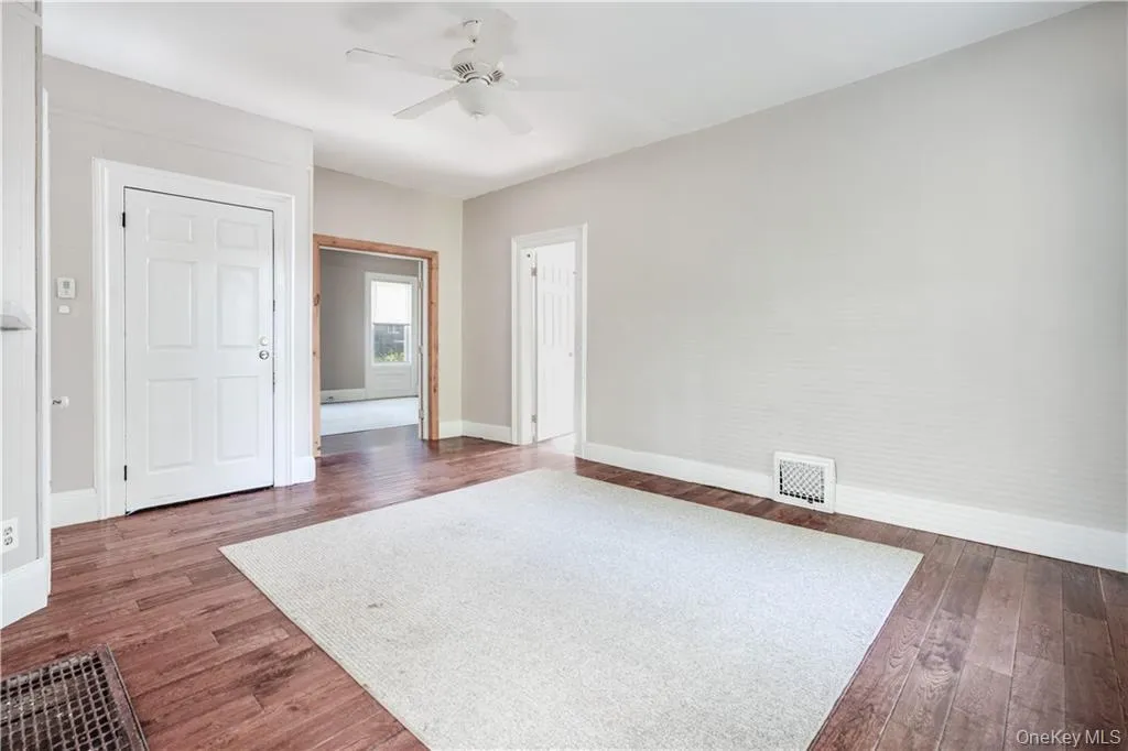 163 Union Street, Poughkeepsie, NY, 2 Bedrooms Bedrooms, 4 Rooms Rooms,1 BathroomBathrooms,Residential Lease,For Rent,Union,0,985585 163 Union Street, Poughkeepsie, NY, 2 Bedrooms Bedrooms, 4 Rooms Rooms,1 BathroomBathrooms,Residential Lease,For Rent,Union,0,985585