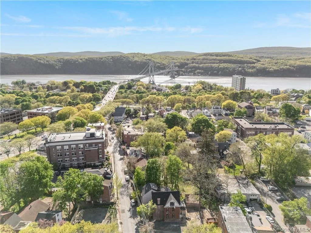 163 Union Street, Poughkeepsie, NY, 2 Bedrooms Bedrooms, 4 Rooms Rooms,1 BathroomBathrooms,Residential Lease,For Rent,Union,0,985585 163 Union Street, Poughkeepsie, NY, 2 Bedrooms Bedrooms, 4 Rooms Rooms,1 BathroomBathrooms,Residential Lease,For Rent,Union,0,985585