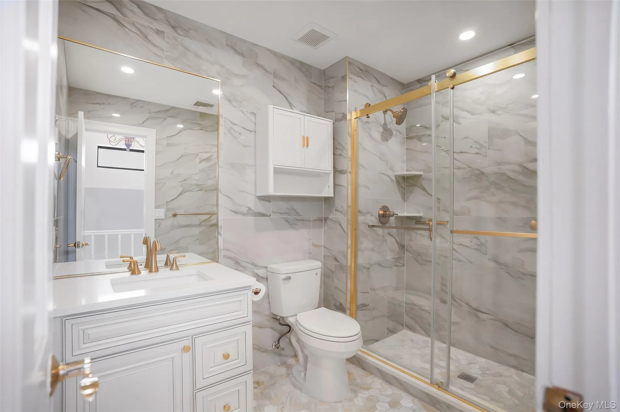 85 Rhett Court, Smithtown, NY, 2 Bedrooms Bedrooms, 6 Rooms Rooms,2 BathroomsBathrooms,Residential Lease,For Rent,Rhett,0,985613 85 Rhett Court, Smithtown, NY, 2 Bedrooms Bedrooms, 6 Rooms Rooms,2 BathroomsBathrooms,Residential Lease,For Rent,Rhett,0,985613