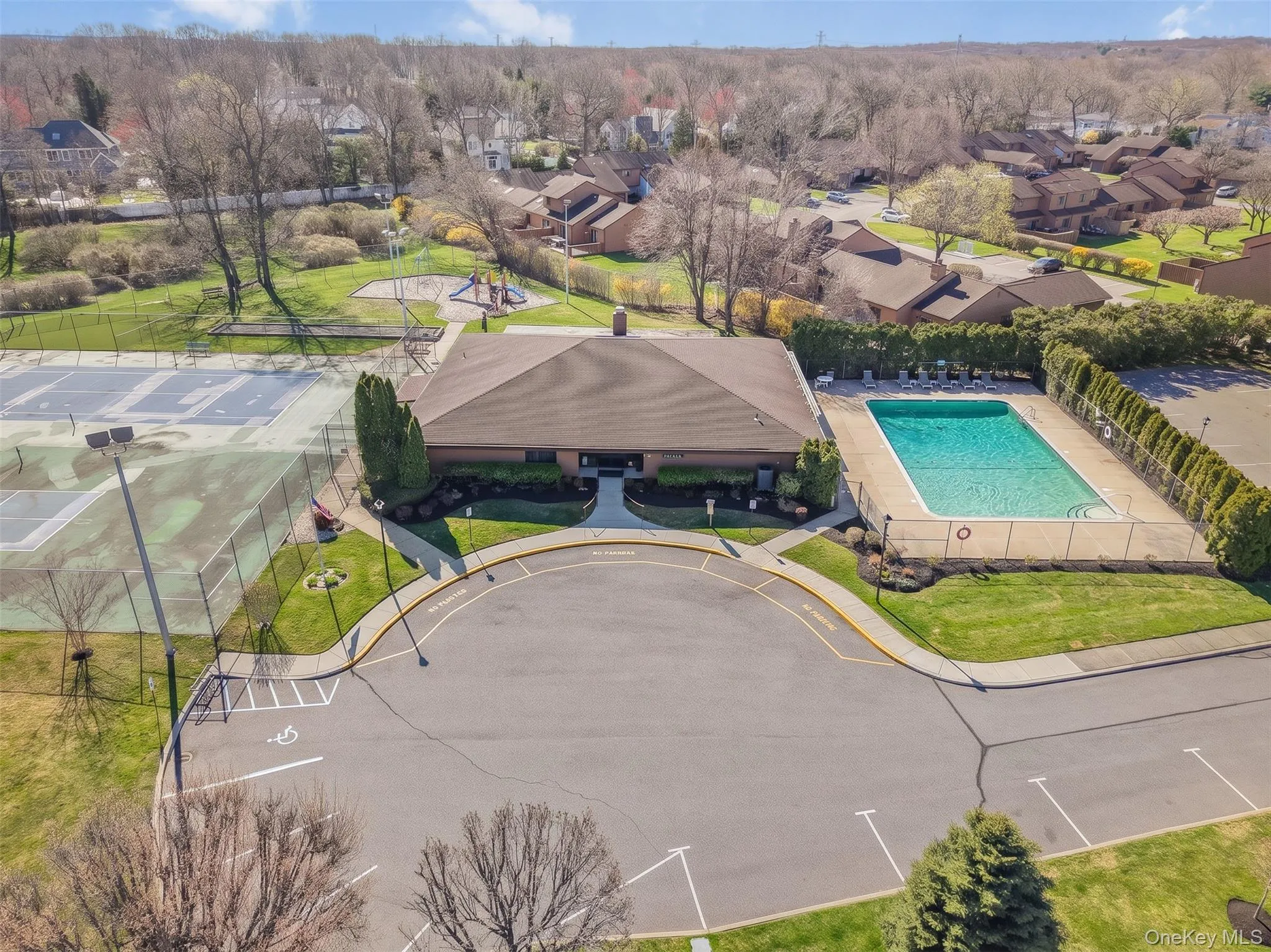 85 Rhett Court, Smithtown, NY, 2 Bedrooms Bedrooms, 6 Rooms Rooms,2 BathroomsBathrooms,Residential Lease,For Rent,Rhett,0,985613 85 Rhett Court, Smithtown, NY, 2 Bedrooms Bedrooms, 6 Rooms Rooms,2 BathroomsBathrooms,Residential Lease,For Rent,Rhett,0,985613