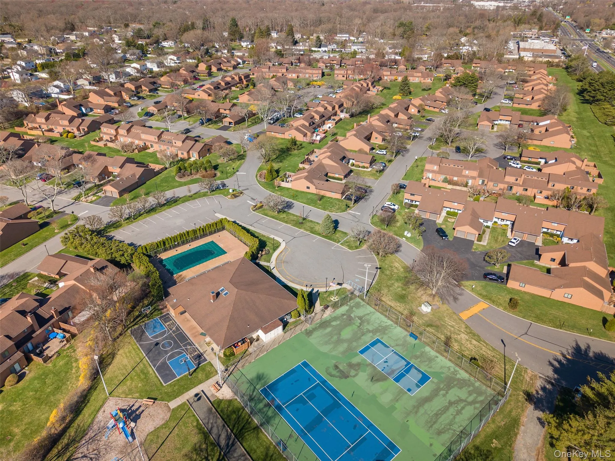 85 Rhett Court, Smithtown, NY, 2 Bedrooms Bedrooms, 6 Rooms Rooms,2 BathroomsBathrooms,Residential Lease,For Rent,Rhett,0,985613 85 Rhett Court, Smithtown, NY, 2 Bedrooms Bedrooms, 6 Rooms Rooms,2 BathroomsBathrooms,Residential Lease,For Rent,Rhett,0,985613