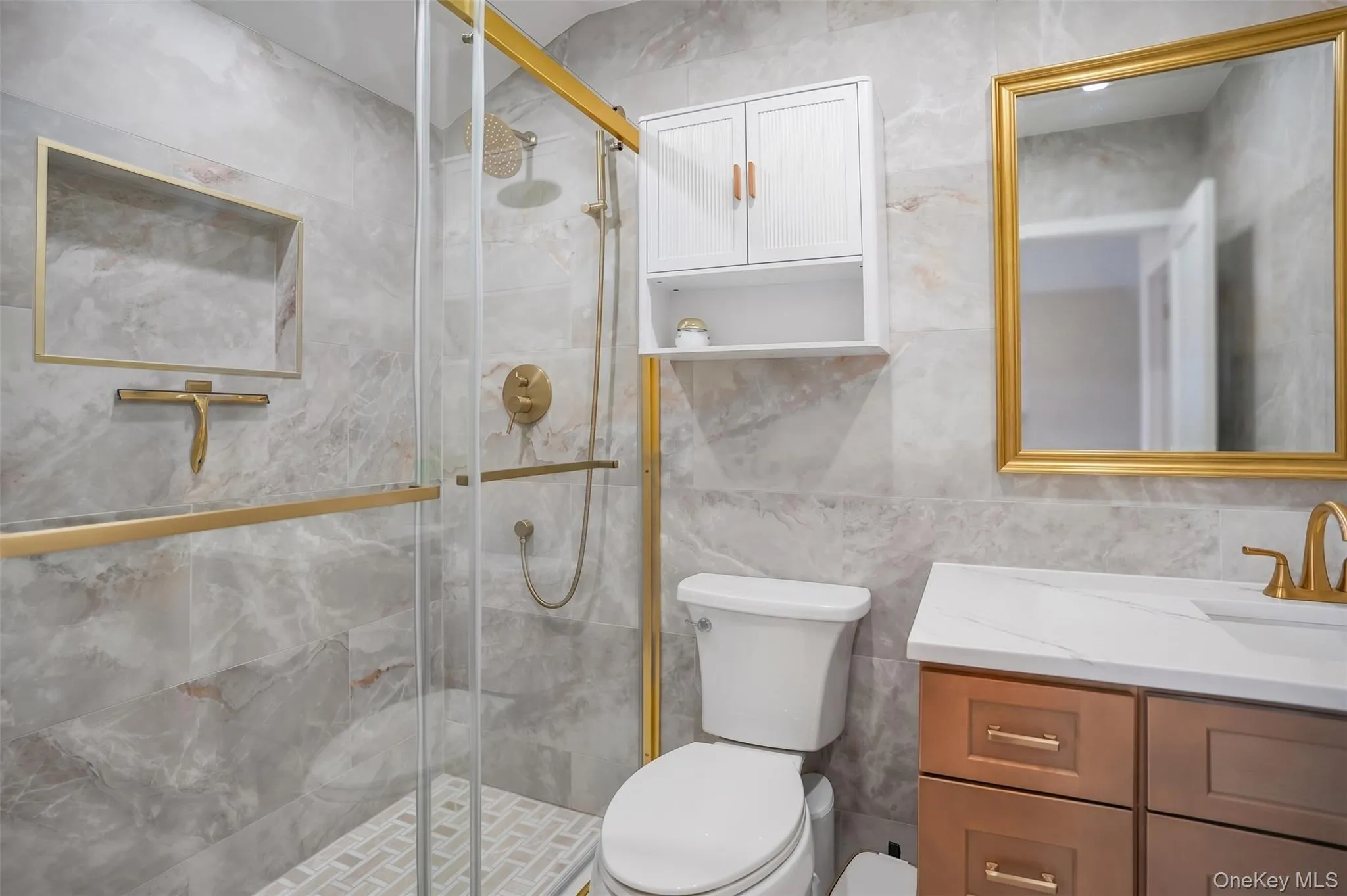 85 Rhett Court, Smithtown, NY, 2 Bedrooms Bedrooms, 6 Rooms Rooms,2 BathroomsBathrooms,Residential Lease,For Rent,Rhett,0,985613 85 Rhett Court, Smithtown, NY, 2 Bedrooms Bedrooms, 6 Rooms Rooms,2 BathroomsBathrooms,Residential Lease,For Rent,Rhett,0,985613
