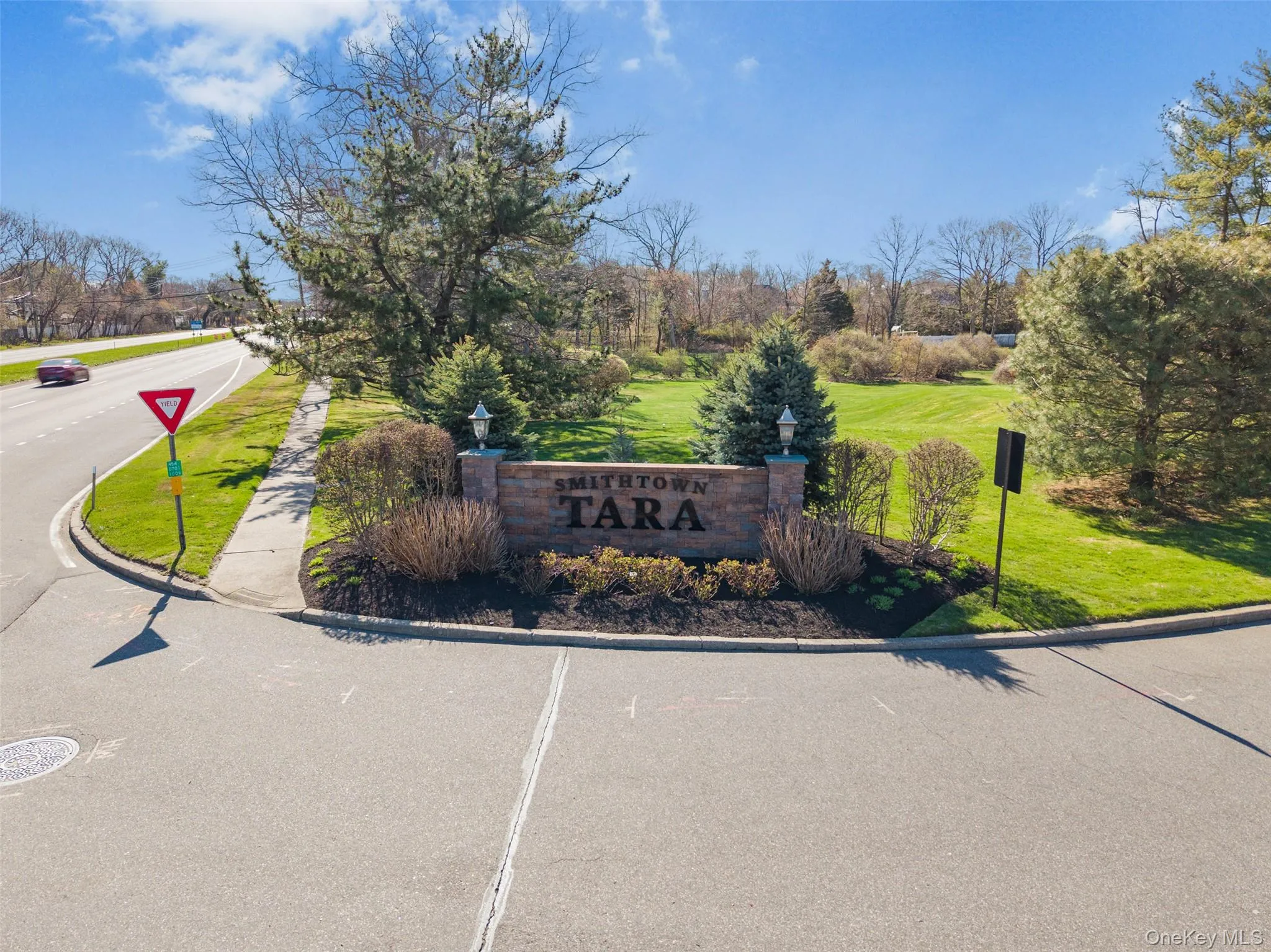 85 Rhett Court, Smithtown, NY, 2 Bedrooms Bedrooms, 6 Rooms Rooms,2 BathroomsBathrooms,Residential Lease,For Rent,Rhett,0,985613 85 Rhett Court, Smithtown, NY, 2 Bedrooms Bedrooms, 6 Rooms Rooms,2 BathroomsBathrooms,Residential Lease,For Rent,Rhett,0,985613