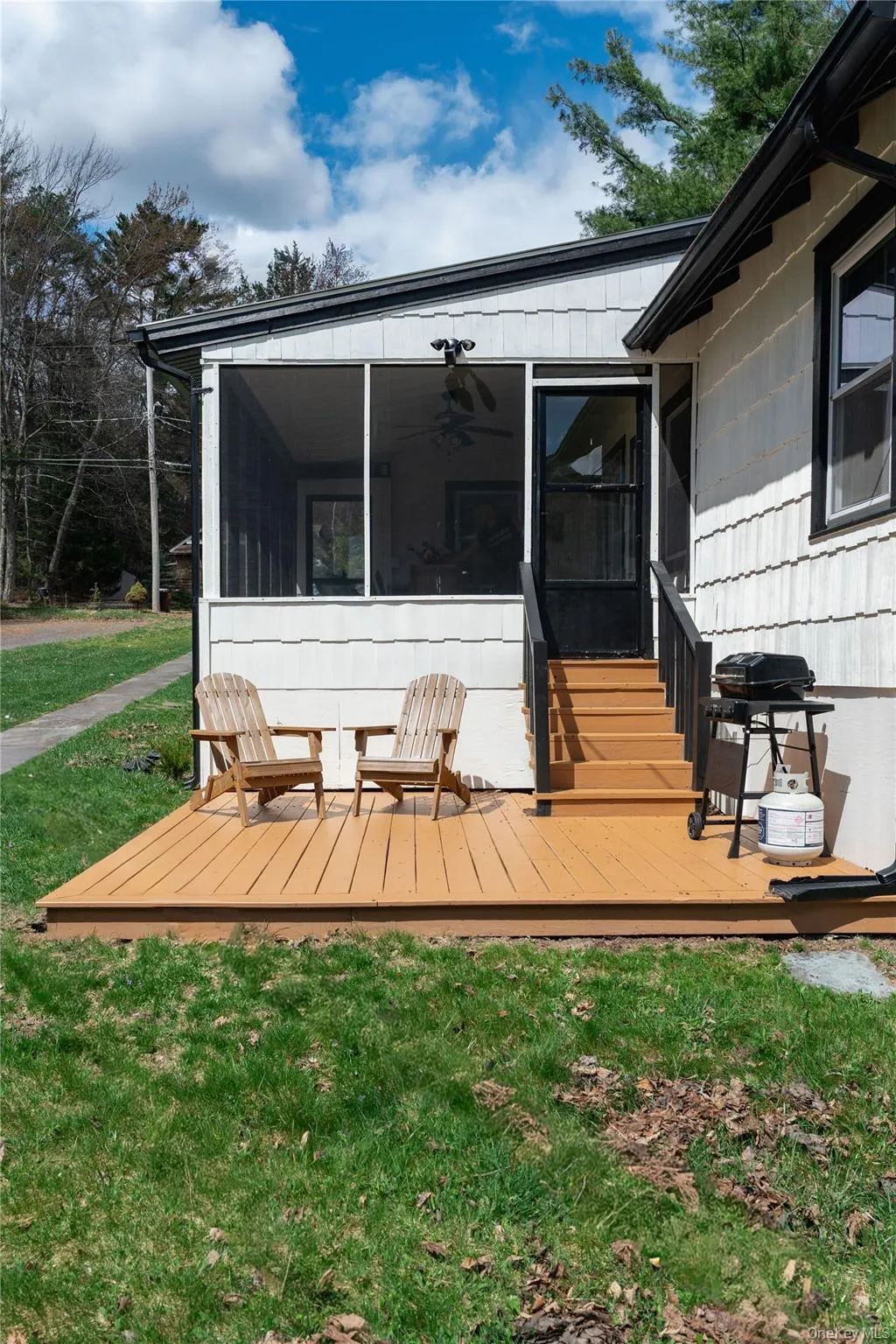 1037 Lake Shore Drive, Bethel, NY, 4 Bedrooms Bedrooms, 10 Rooms Rooms,2 BathroomsBathrooms,Residential,For Rent,Lake Shore,0,985617 1037 Lake Shore Drive, Bethel, NY, 4 Bedrooms Bedrooms, 10 Rooms Rooms,2 BathroomsBathrooms,Residential,For Rent,Lake Shore,0,985617