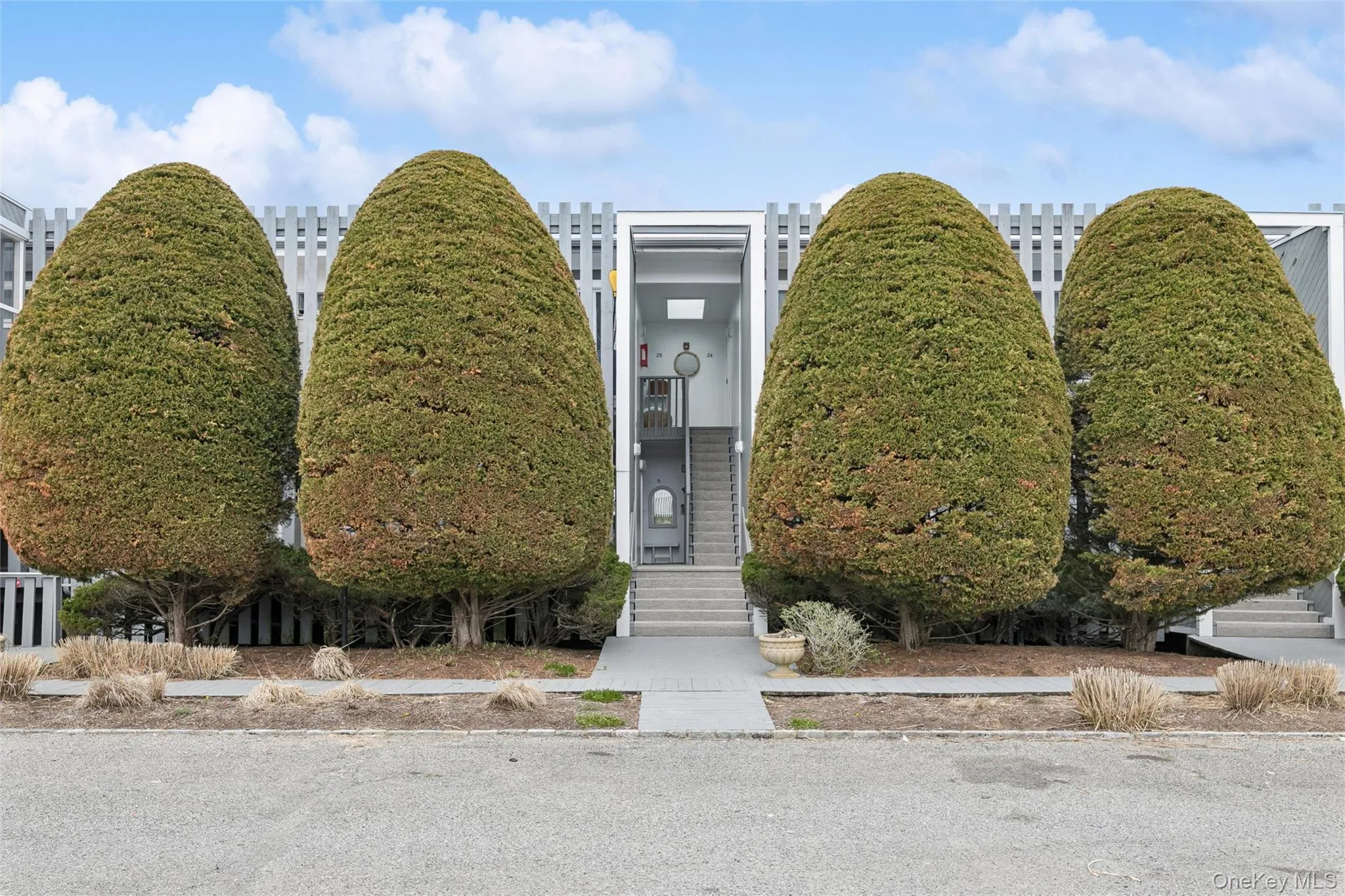 274 Dune Road, Southampton, NY, 1 Bedroom Bedrooms, 4 Rooms Rooms,1 BathroomBathrooms,Residential Lease,For Rent,Dune,0,985620 274 Dune Road, Southampton, NY, 1 Bedroom Bedrooms, 4 Rooms Rooms,1 BathroomBathrooms,Residential Lease,For Rent,Dune,0,985620