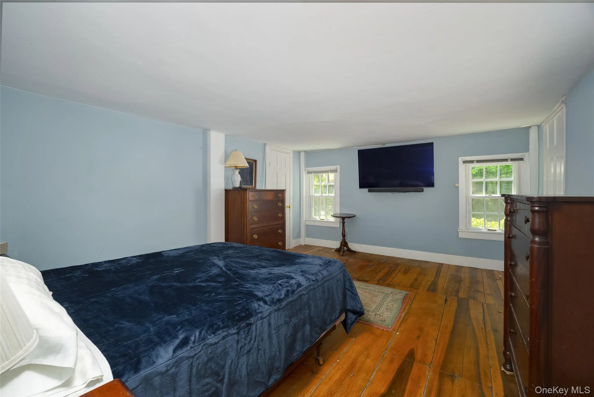 Upstairs primary bedroom with 2 walk-in closets Upstairs primary bedroom with 2 walk-in closets