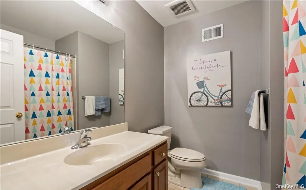 5 Case Court, Monroe, NY, 3 Bedrooms Bedrooms, 7 Rooms Rooms,2 BathroomsBathrooms,Residential Lease,For Rent,Case,0,985651 5 Case Court, Monroe, NY, 3 Bedrooms Bedrooms, 7 Rooms Rooms,2 BathroomsBathrooms,Residential Lease,For Rent,Case,0,985651