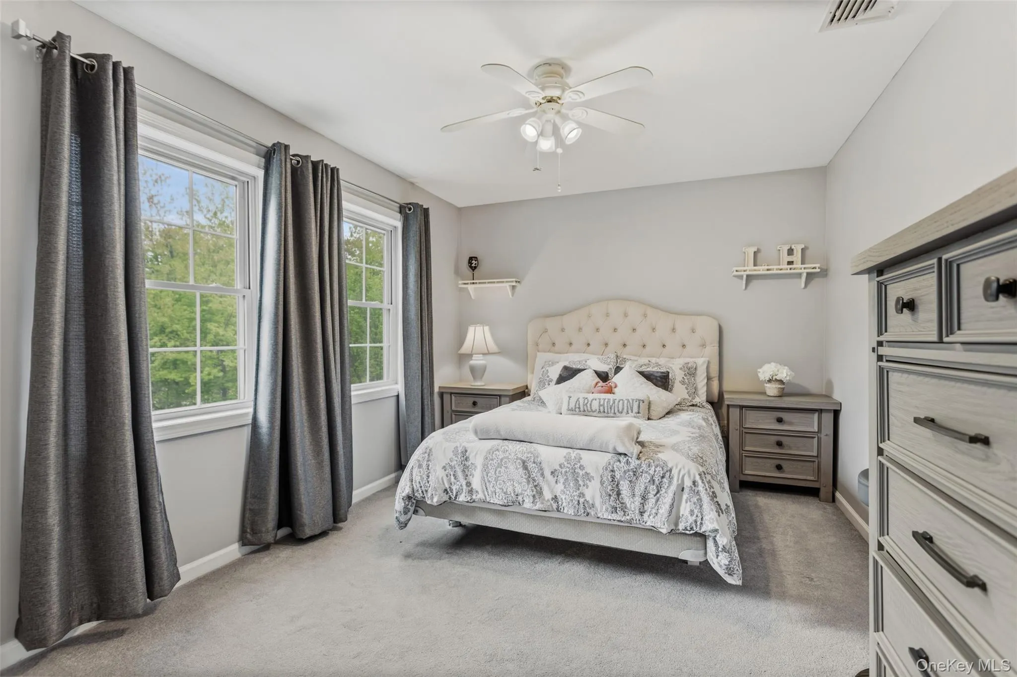 Bedroom 2 with custom built in closet storage unit Bedroom 2 with custom built in closet storage unit