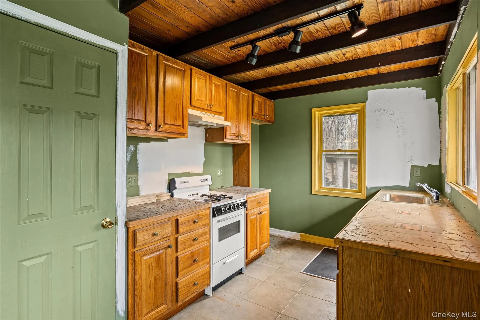 18 Barley Road, Shandaken, NY, 9 Bedrooms Bedrooms, 14 Rooms Rooms,3 BathroomsBathrooms,Residential,For Rent,Barley,0,985663 18 Barley Road, Shandaken, NY, 9 Bedrooms Bedrooms, 14 Rooms Rooms,3 BathroomsBathrooms,Residential,For Rent,Barley,0,985663