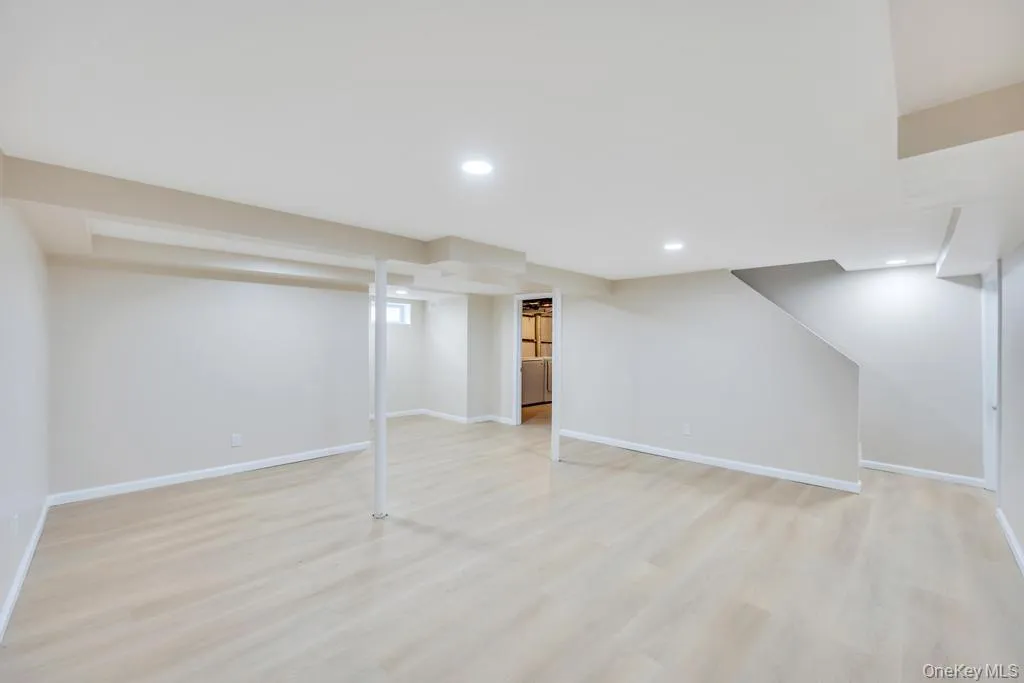 207 August Road, Babylon, NY, 5 Bedrooms Bedrooms, 8 Rooms Rooms,3 BathroomsBathrooms,Residential Lease,For Rent,August,0,985675 207 August Road, Babylon, NY, 5 Bedrooms Bedrooms, 8 Rooms Rooms,3 BathroomsBathrooms,Residential Lease,For Rent,August,0,985675