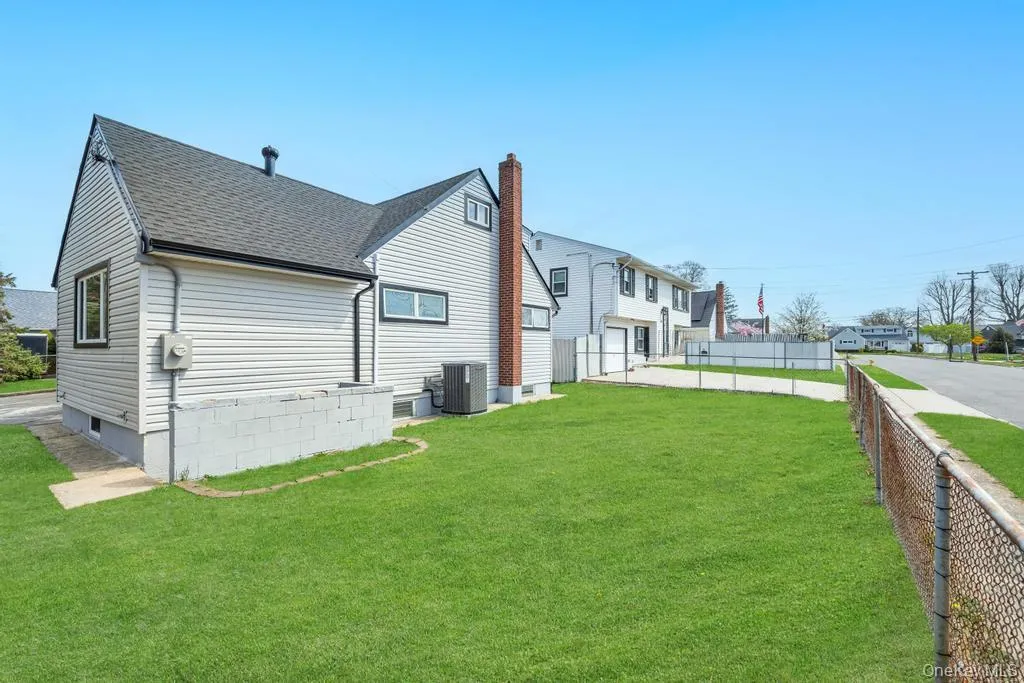 207 August Road, Babylon, NY, 5 Bedrooms Bedrooms, 8 Rooms Rooms,3 BathroomsBathrooms,Residential Lease,For Rent,August,0,985675 207 August Road, Babylon, NY, 5 Bedrooms Bedrooms, 8 Rooms Rooms,3 BathroomsBathrooms,Residential Lease,For Rent,August,0,985675